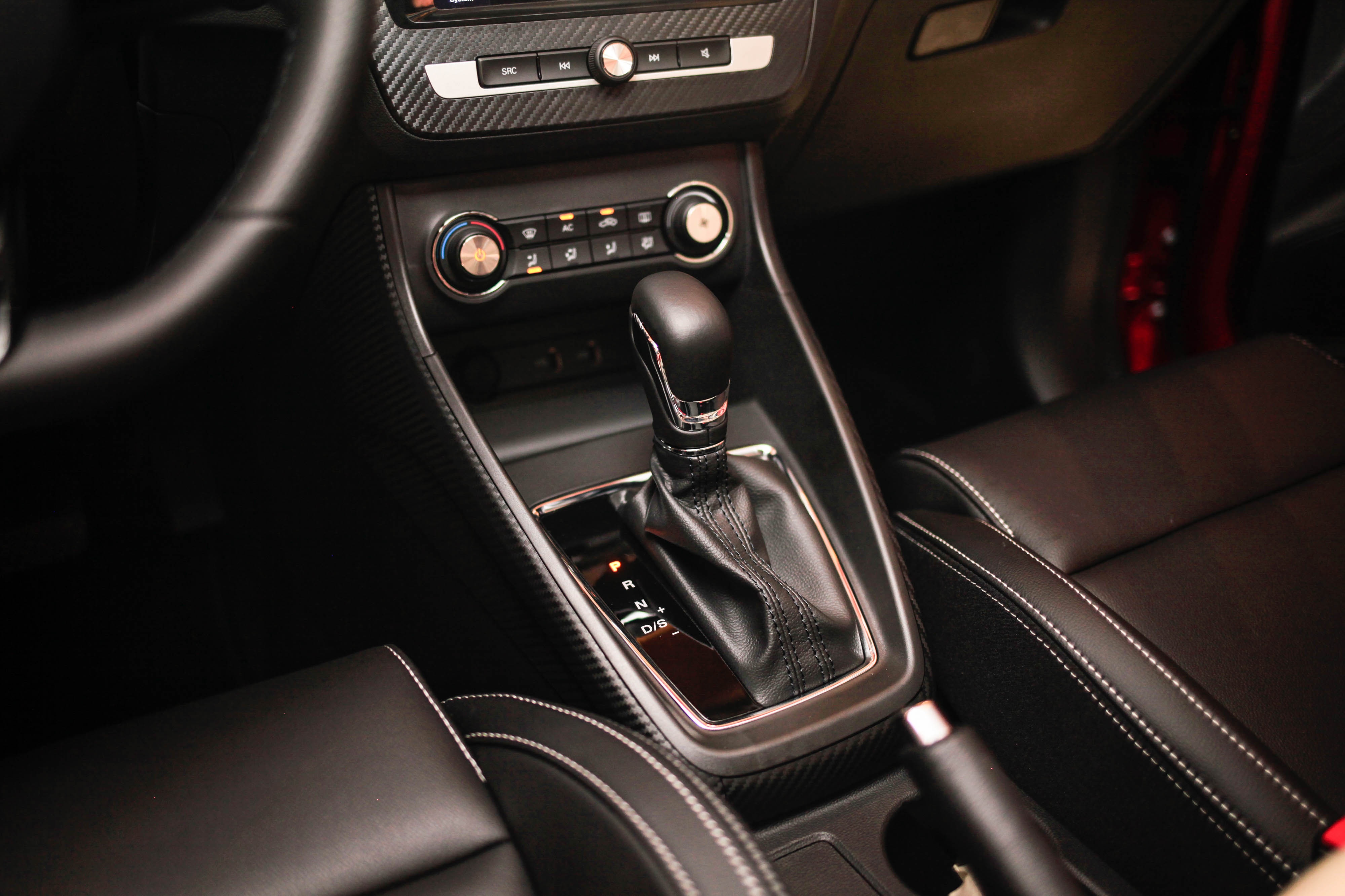 Chi tiet MG ZS doi thu Hyundai Kona tai Viet Nam anh 11