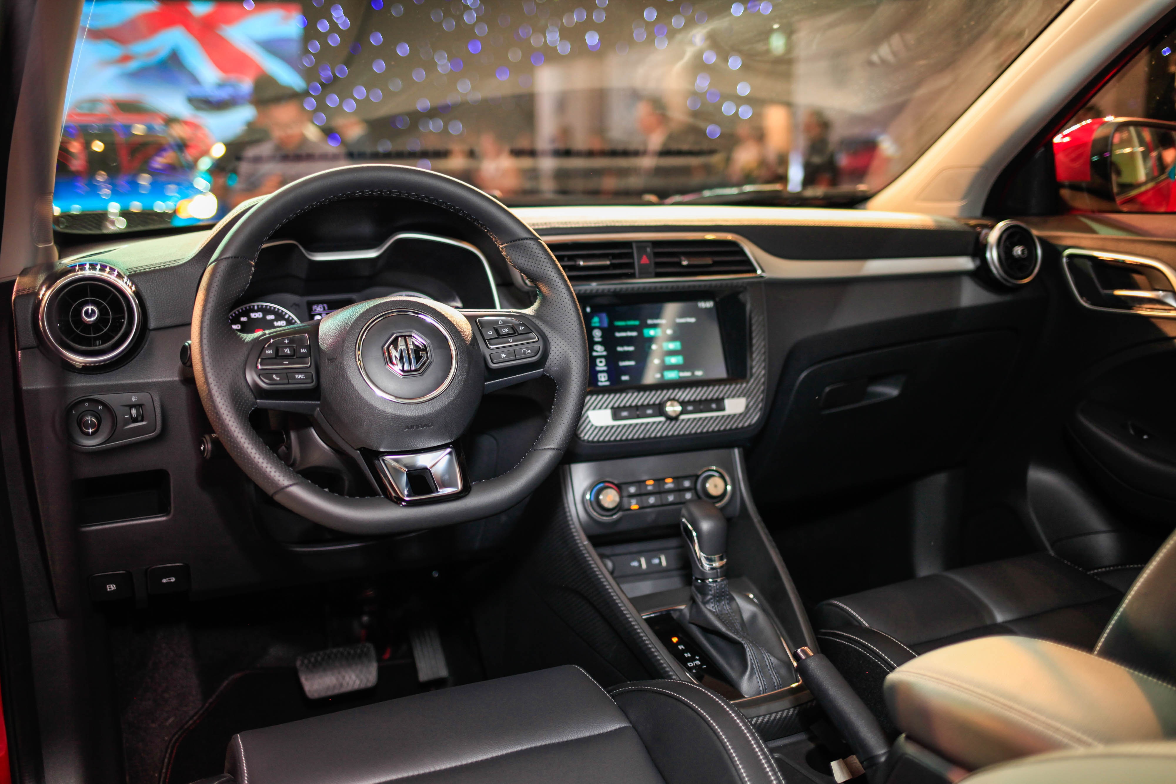 Chi tiet MG ZS doi thu Hyundai Kona tai Viet Nam anh 8