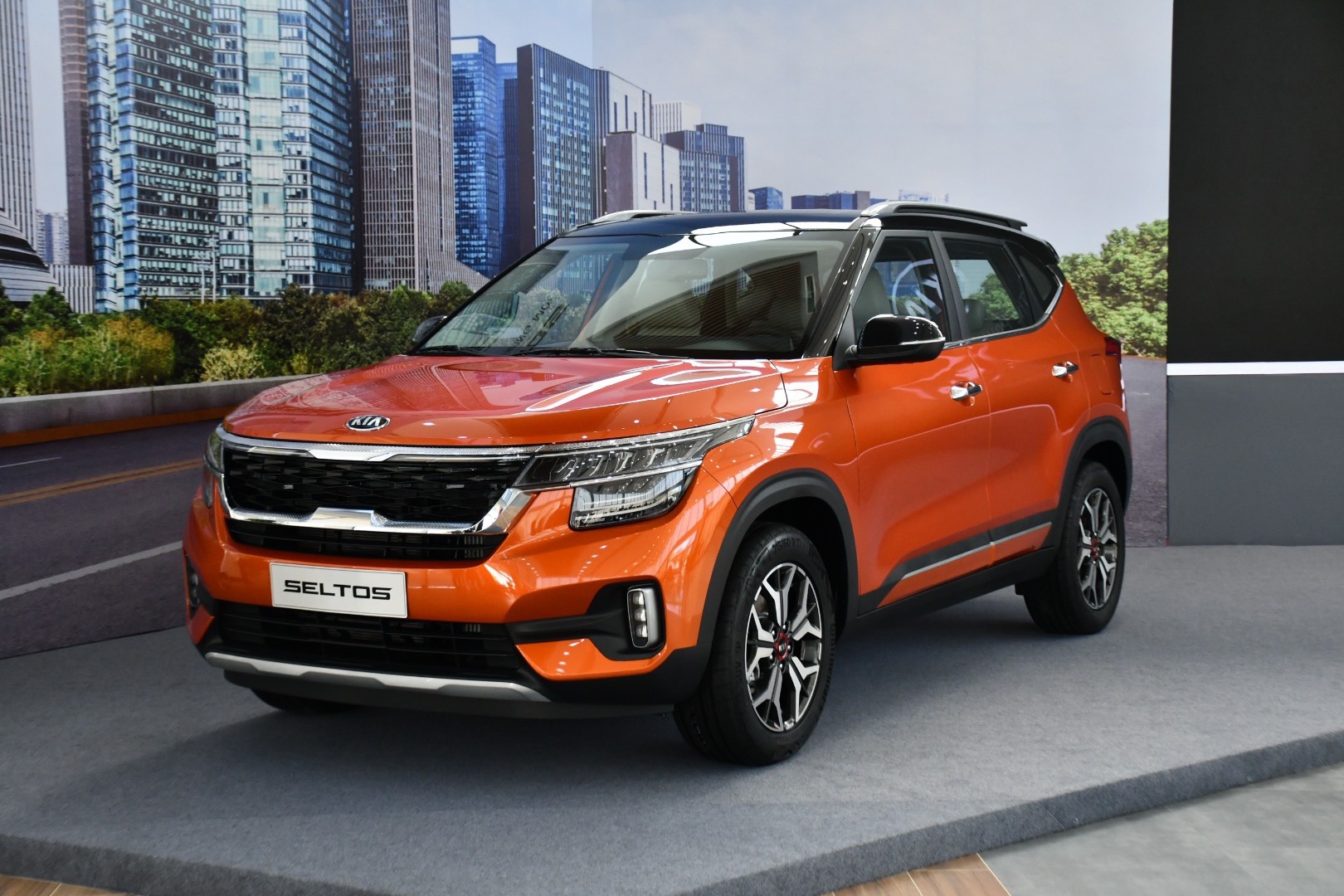 xe gầm cao giá lăn bánh dưới 700 triệu đồng ảnh 9 xe gam cao gia lan banh duoi 700 trieu dong anh 9