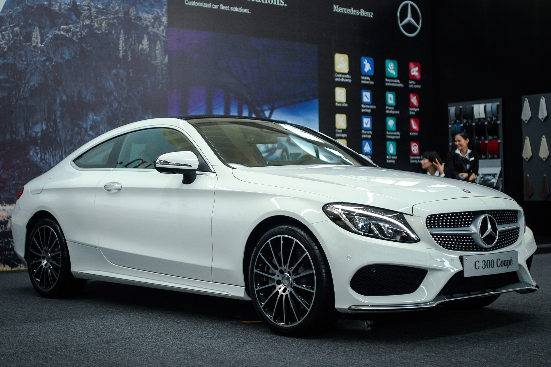 Mercedes-Benz len ke hoach khai tu nhieu mau xe anh 1