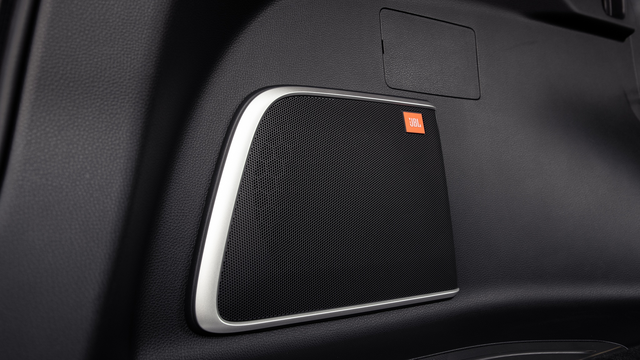 Đánh giá Toyota Venza 2021 ảnh 10 Danh gia Toyota Venza 2021 anh 10