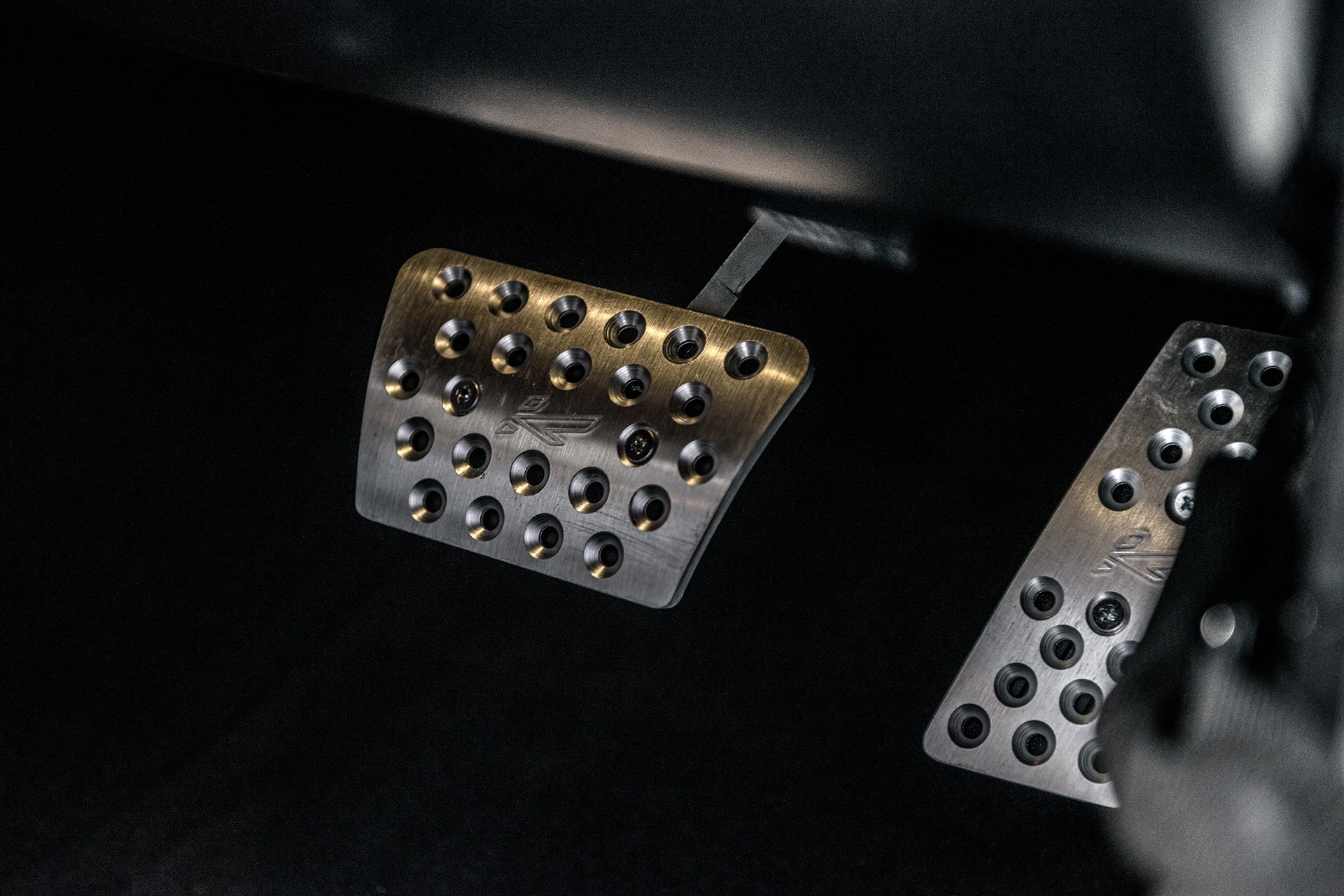 Jeep Wrangler doc dao voi ban do son hong anh 14