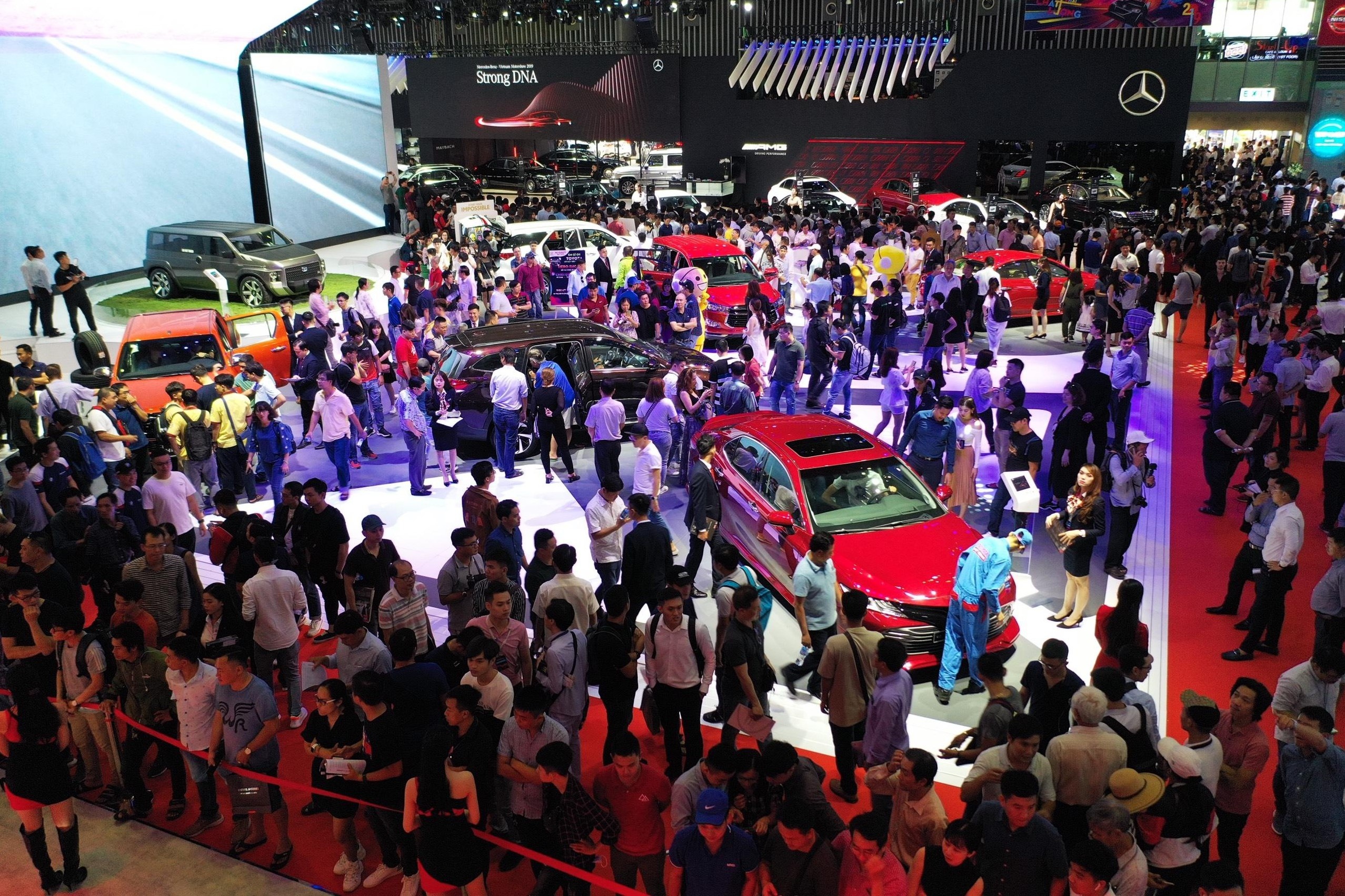 Trien lam Oto Viet Nam 2020 chinh thuc bi huy hinh anh