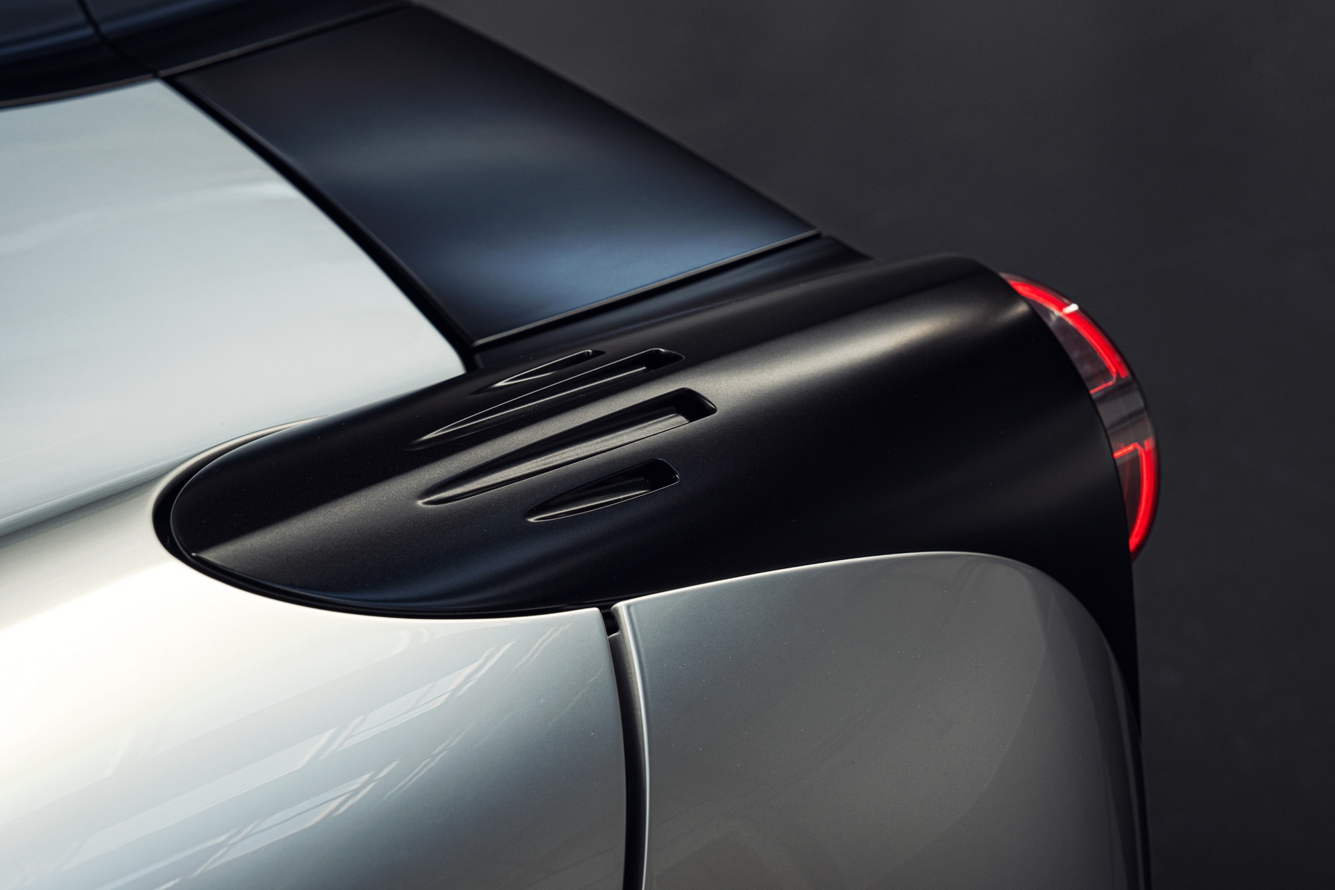 Gordon Murray T.50 - hậu duệ của huyền thoại McLaren F1 ảnh 12 Gordon Murray T.50 - hau due cua huyen thoai McLaren F1 anh 12