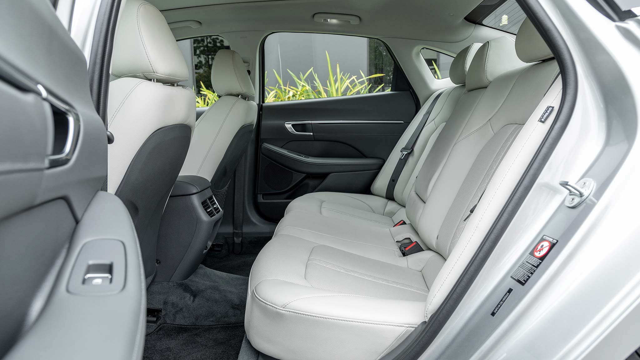 Đánh giá Hyundai Sonata 2020 ảnh 18 Danh gia Hyundai Sonata 2020 anh 18