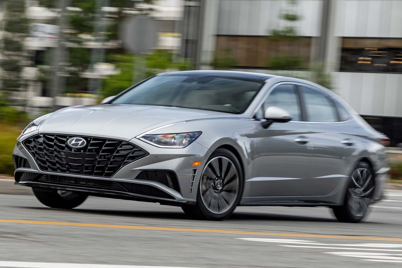 Hyundai Sonata 2020 - them cam xuc vao thiet ke, van hanh tron vai hinh anh