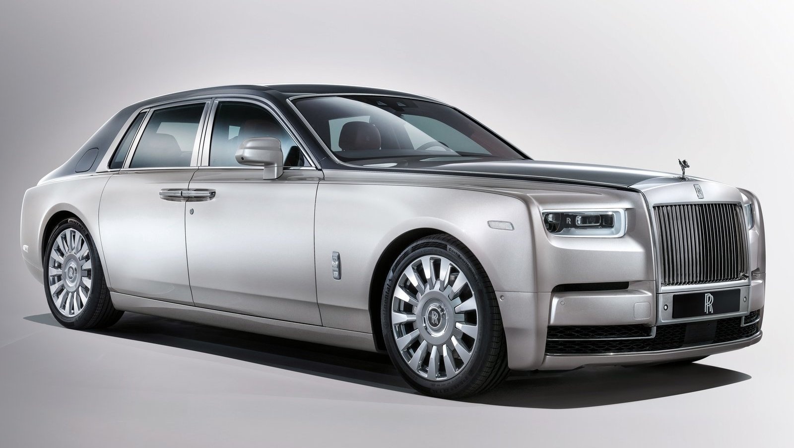 Rolls-Royce Phantom sẽ có phiên bản xe điện ảnh 2 Rolls-Royce Phantom se co phien ban xe dien anh 2