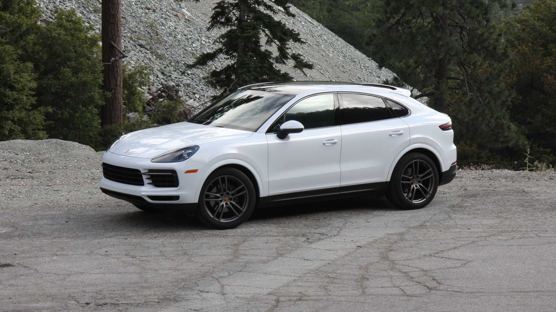 Danh gia Porsche Cayenne Coupe 2020 anh 1
