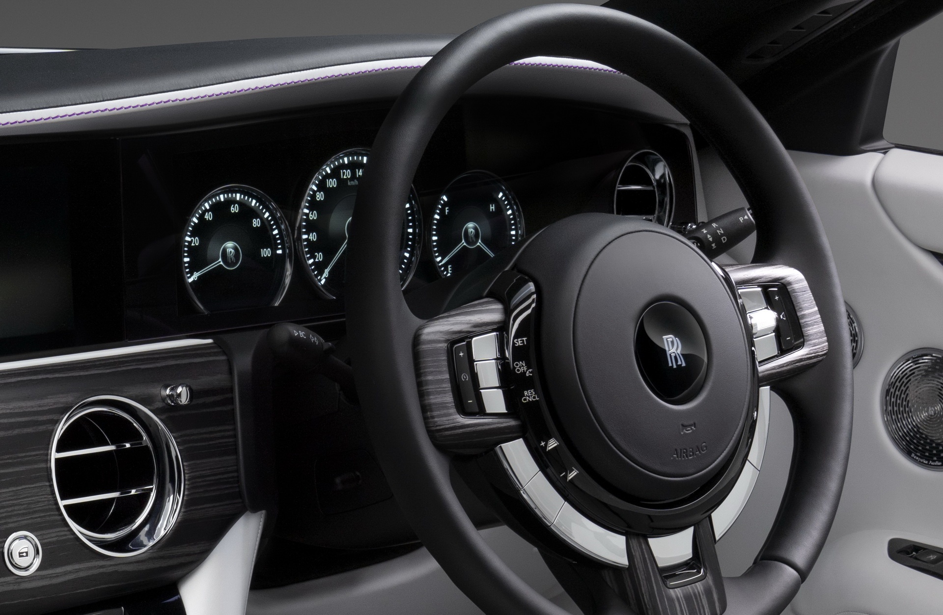 Rolls-Royce Ghost 2021 trình làng,  giá từ 332.500 USD ảnh 13 Rolls-Royce Ghost 2021 trinh lang,  gia tu 332.500 USD anh 13