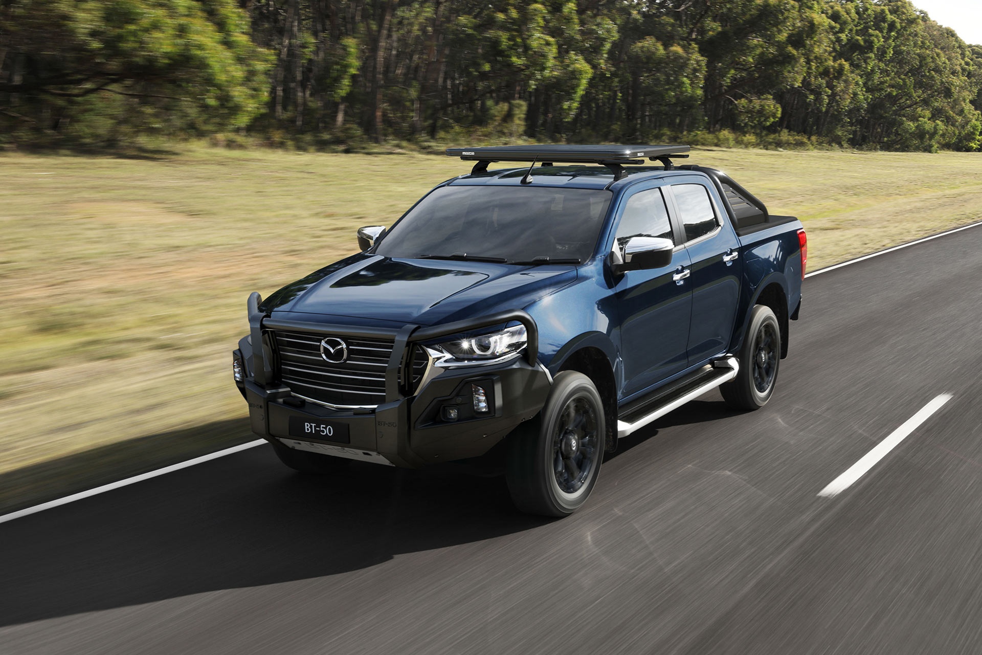 Mazda BT-50 2021 có hơn 100 phụ kiện độ chính hãng ảnh 1 Mazda BT-50 2021 co hon 100 phu kien do chinh hang anh 1
