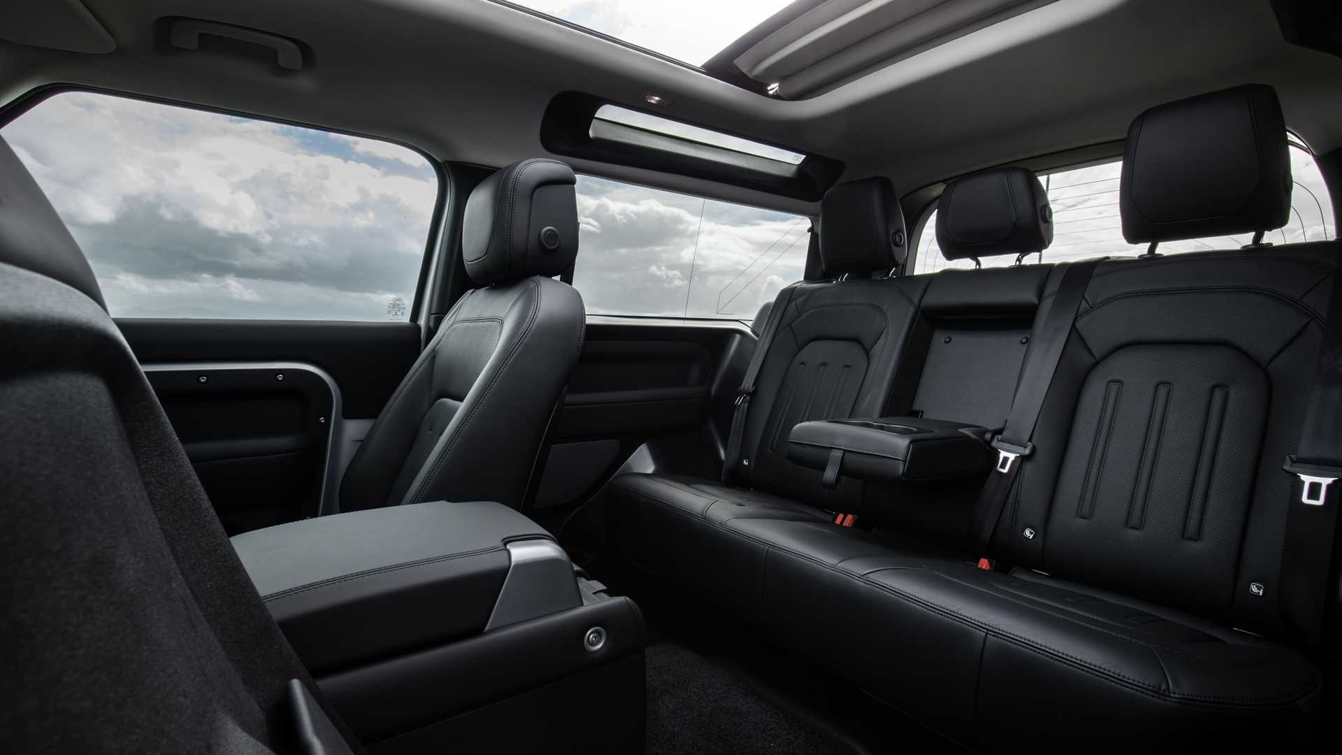 Land Rover Defender 2021 ra mắt ảnh 10 Land Rover Defender 2021 ra mat anh 10