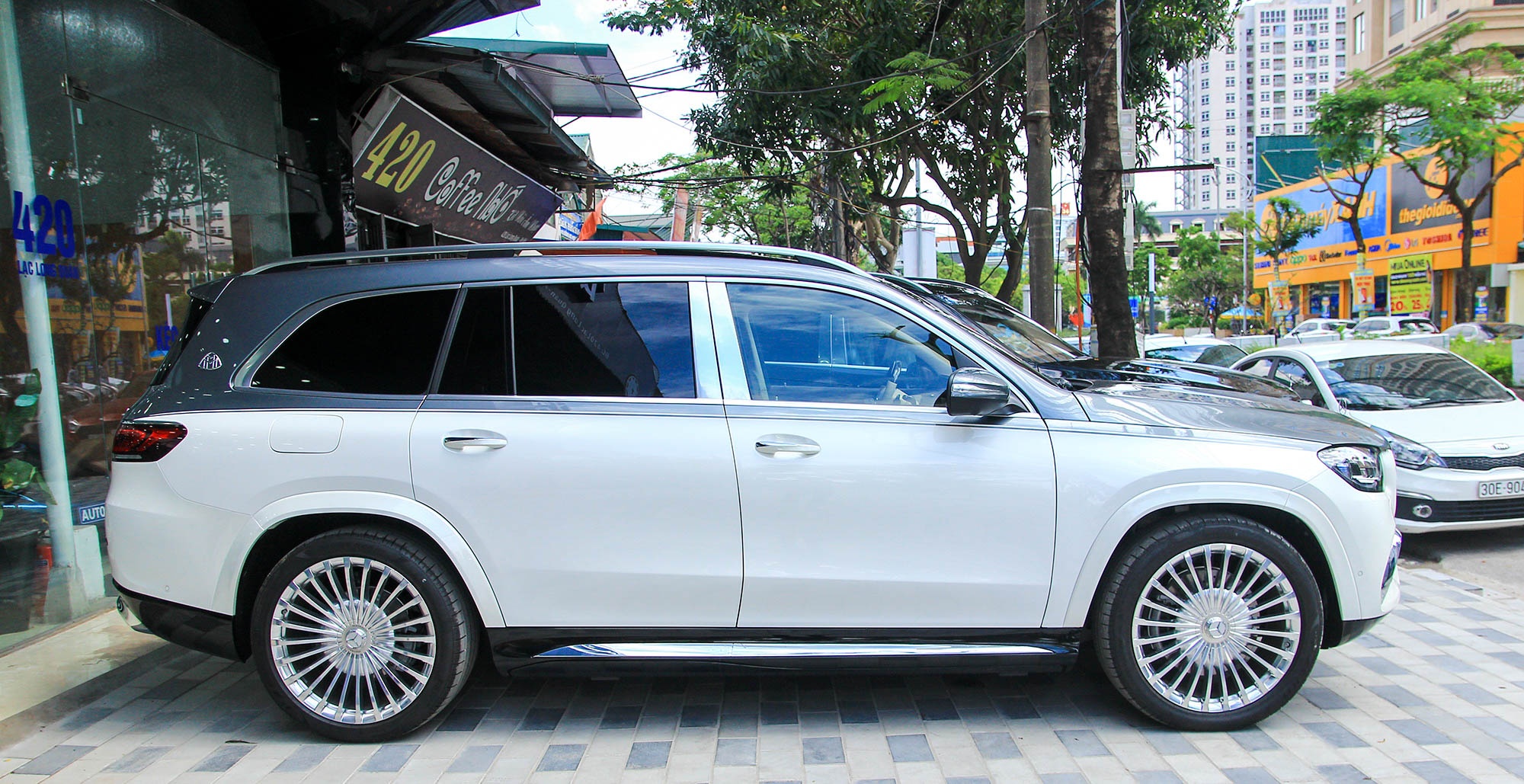 Mercedes-Maybach GLS 600 tại Việt Nam ảnh 5 Mercedes-Maybach GLS 600 tai Viet Nam anh 5
