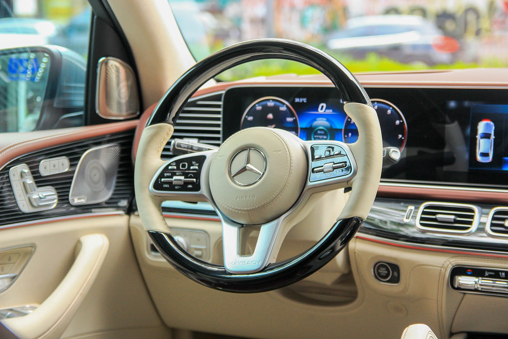 Mercedes-Maybach GLS 600 tại Việt Nam ảnh 12 Mercedes-Maybach GLS 600 tai Viet Nam anh 12