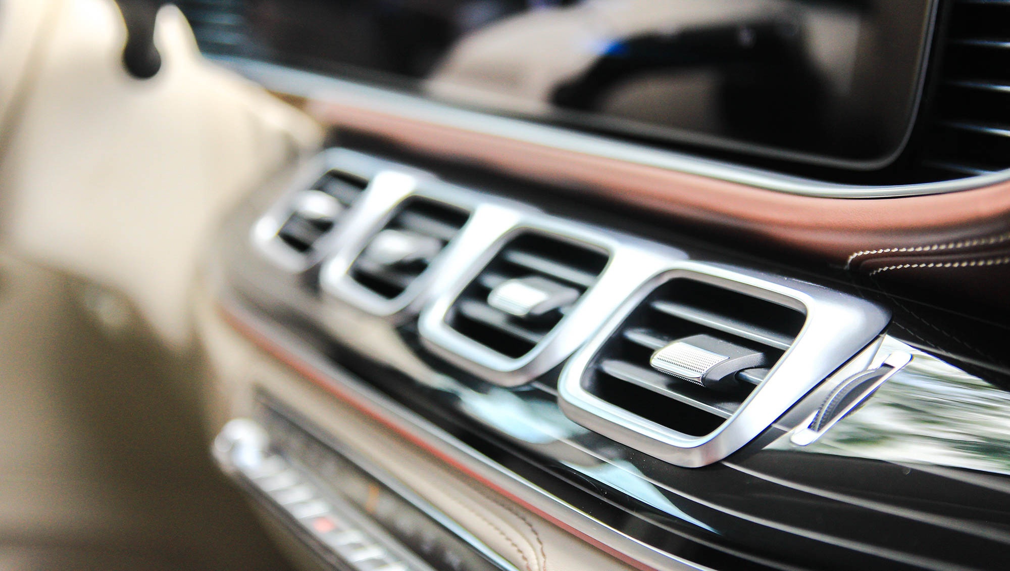 Mercedes-Maybach GLS 600 tại Việt Nam ảnh 13 Mercedes-Maybach GLS 600 tai Viet Nam anh 13