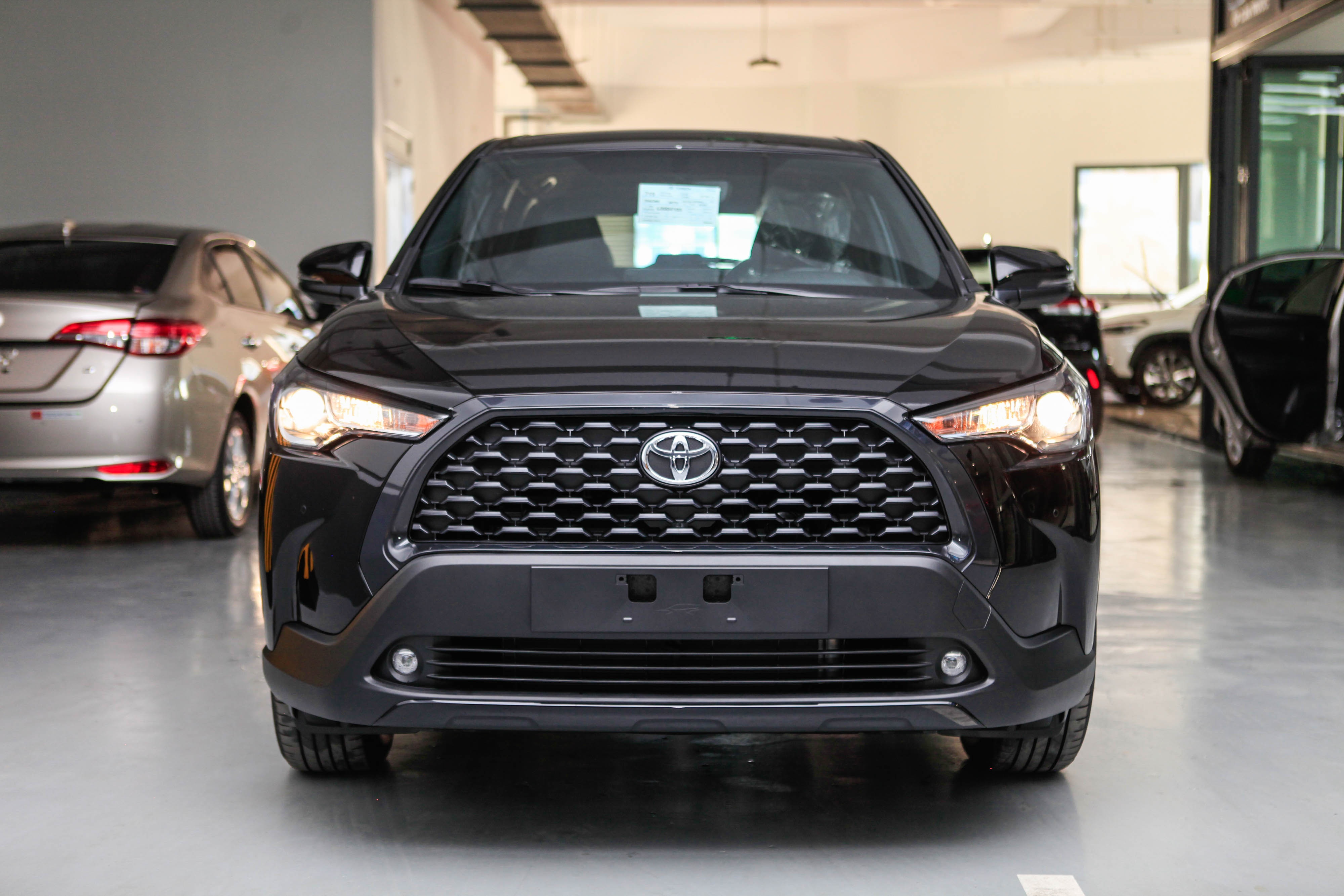 Chọn Kia Seltos bản đủ hay Toyota Corolla Cross tiêu chuẩn ảnh 9 Chon Kia Seltos ban du hay Toyota Corolla Cross tieu chuan anh 9