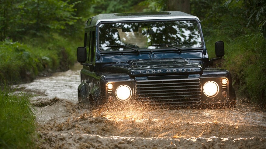 Dòng xe Land Rover Defender thay đổi ra sao sau hơn 70 năm ảnh 16 Dong xe Land Rover Defender thay doi ra sao sau hon 70 nam anh 16