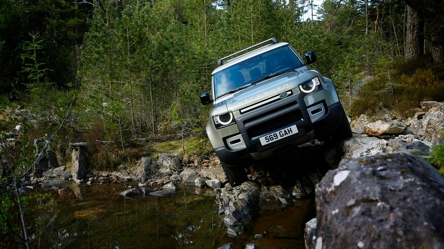 Dòng xe Land Rover Defender thay đổi ra sao sau hơn 70 năm ảnh 19 Dong xe Land Rover Defender thay doi ra sao sau hon 70 nam anh 19