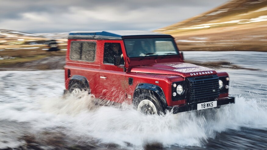 Dòng xe Land Rover Defender thay đổi ra sao sau hơn 70 năm ảnh 15 Dong xe Land Rover Defender thay doi ra sao sau hon 70 nam anh 15