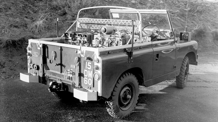 Dòng xe Land Rover Defender thay đổi ra sao sau hơn 70 năm ảnh 9 Dong xe Land Rover Defender thay doi ra sao sau hon 70 nam anh 9