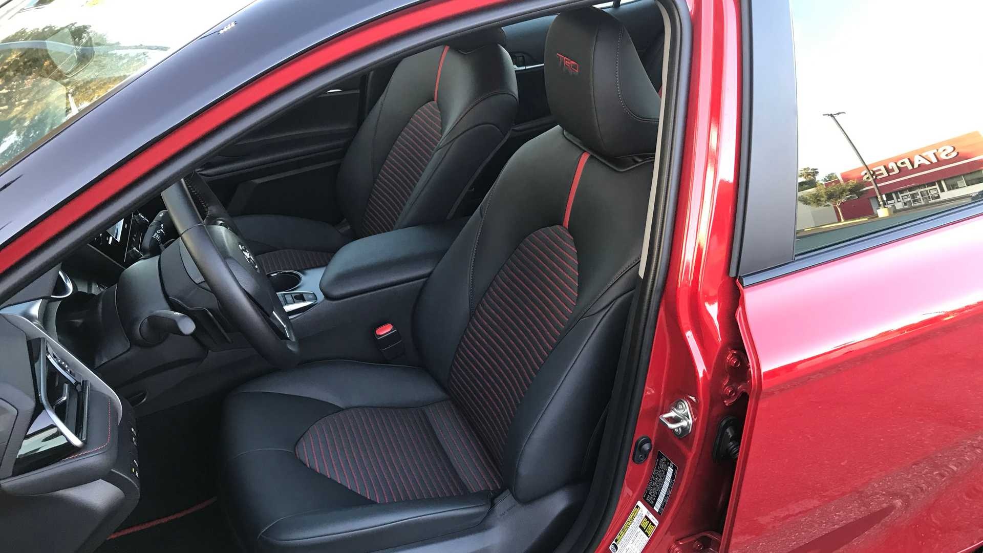 đánh giá Toyota Camry TRD 2020 ảnh 9 danh gia Toyota Camry TRD 2020 anh 9