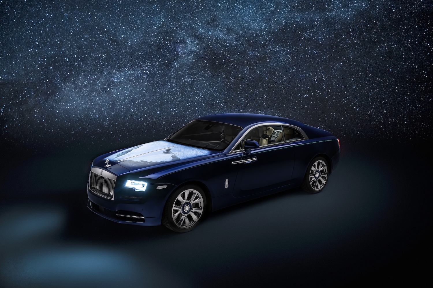 Rolls-Royce Wraith phiên bản Trái Đất được ra mắt ảnh 1 Rolls-Royce Wraith phien ban Trai Dat duoc ra mat anh 1