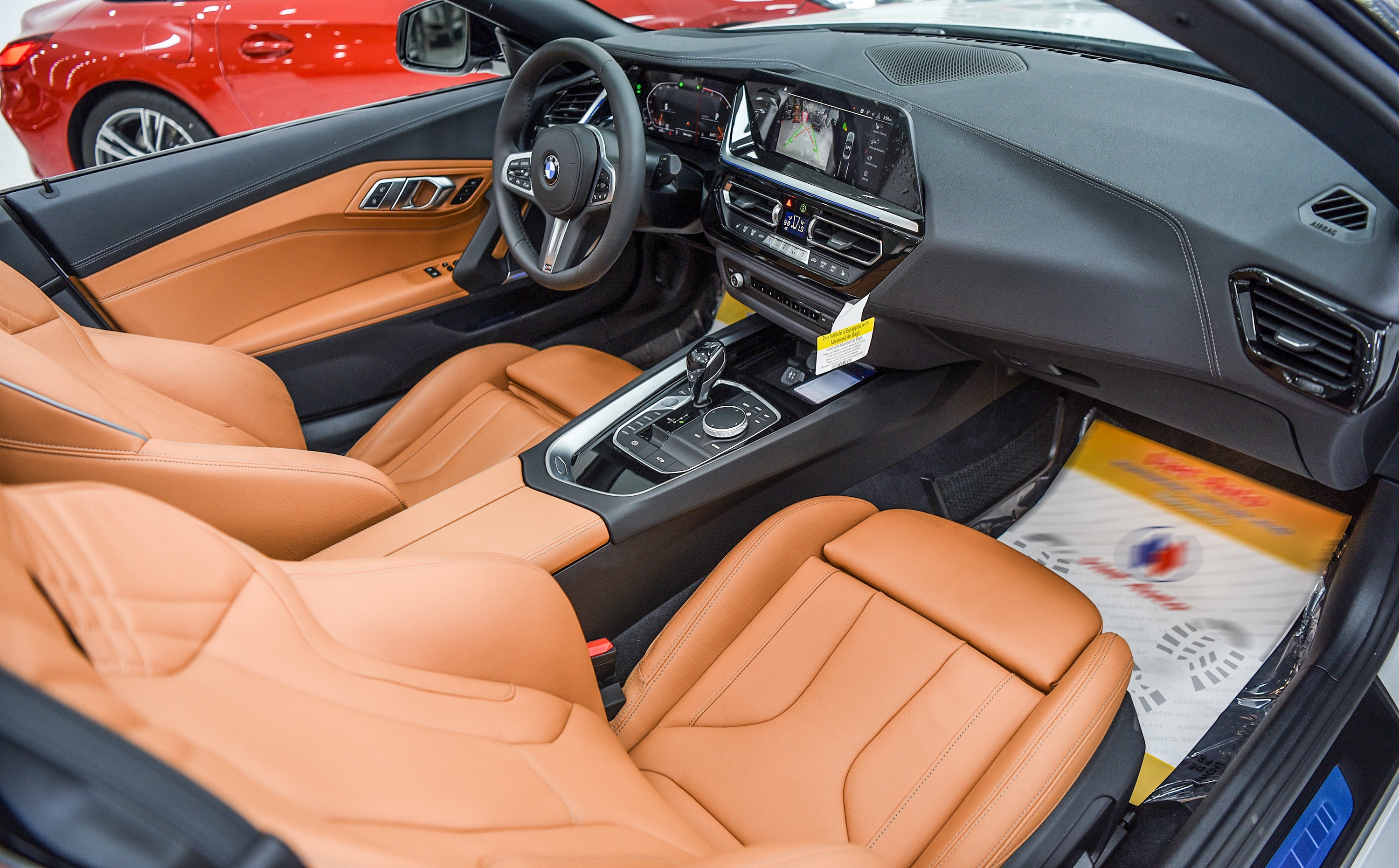 Chi tiết BMW Z4 sDrive30i M-Sport 2020 đầu tiên tại Việt Nam ảnh 8 Chi tiet BMW Z4 sDrive30i M-Sport 2020 dau tien tai Viet Nam anh 8