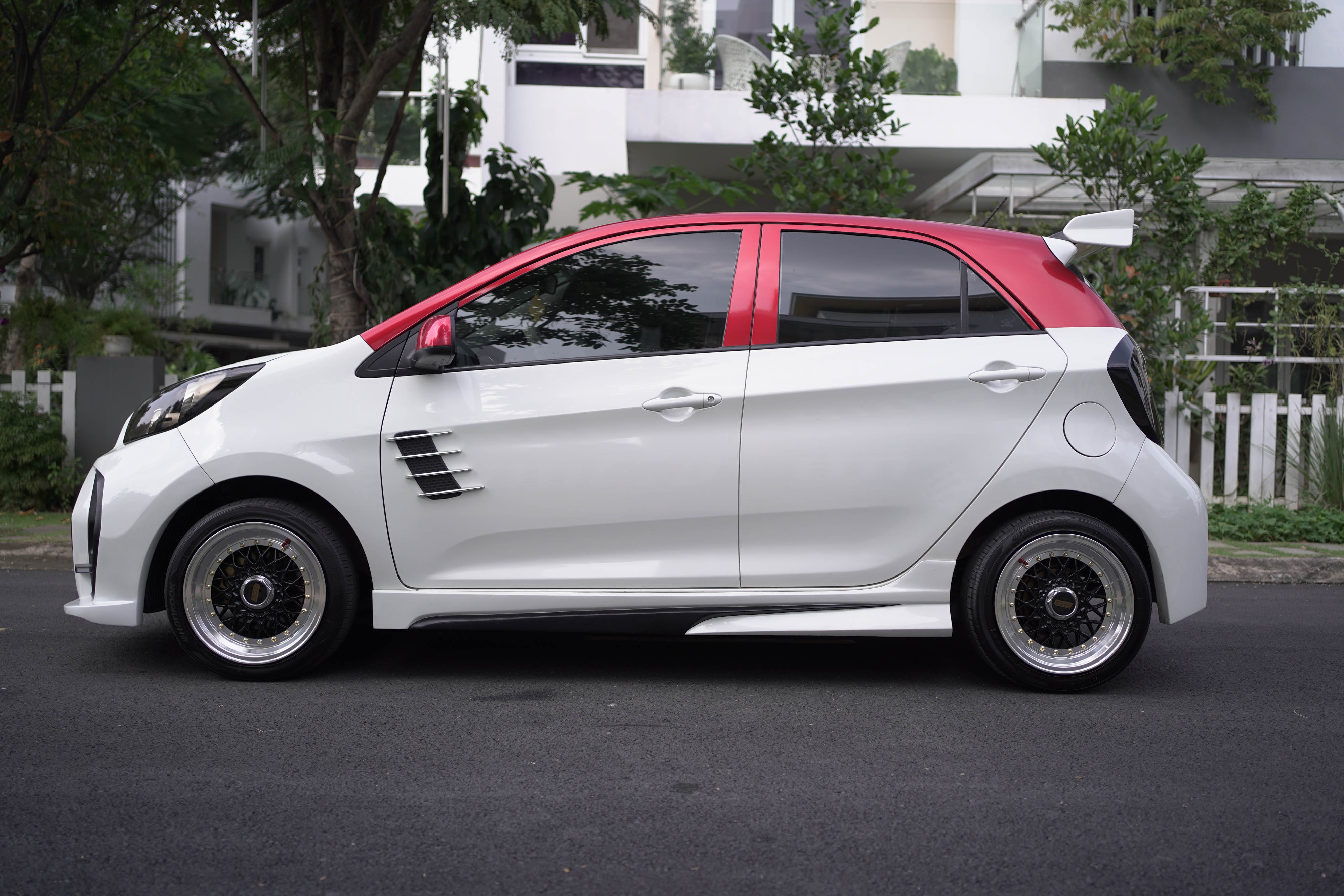 Kia Morning độ ngoại thất 55 triệu đồng ảnh 4 Kia Morning do ngoai that 55 trieu dong anh 4