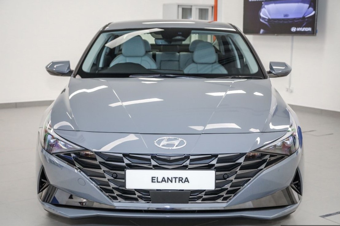 Chi tiet Hyundai Elantra 2021 danh cho thi truong Malaysia hinh anh