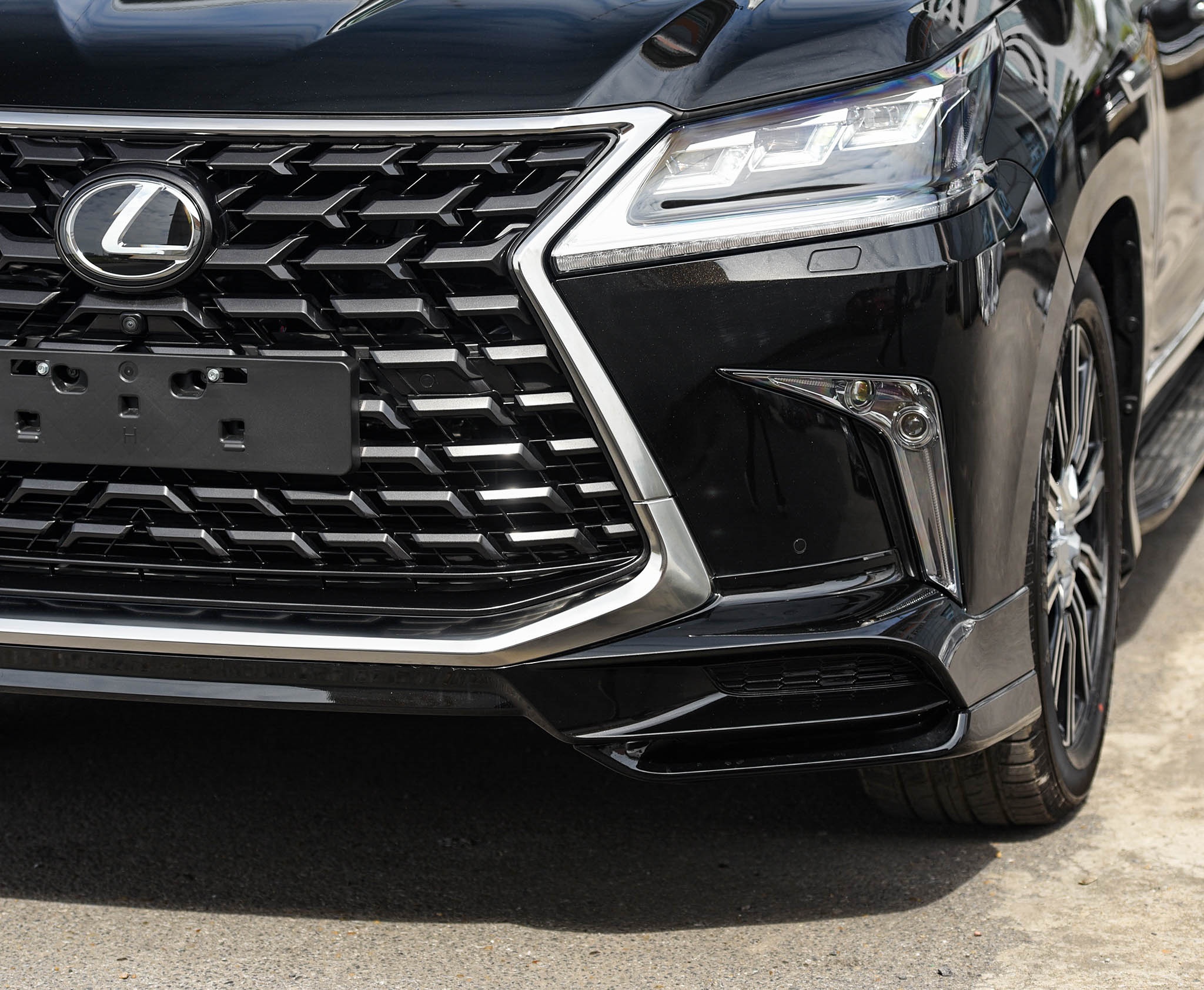 Chi tiet Lexus LX570 Super Sport 2021 dau tien tai Viet Nam anh 14