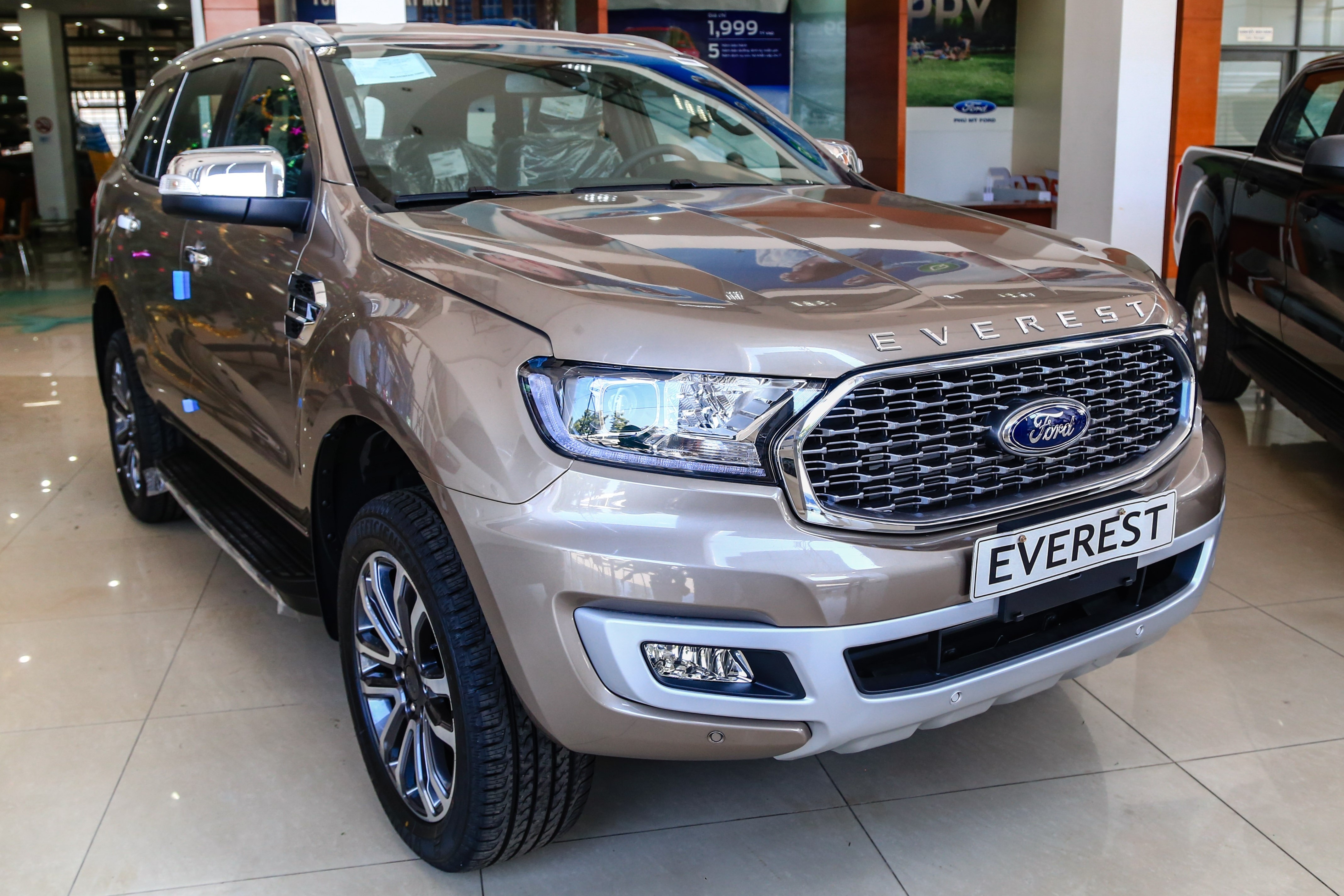 Nhung mau xe duoc giam gia manh trong thang cuoi nam hinh anh