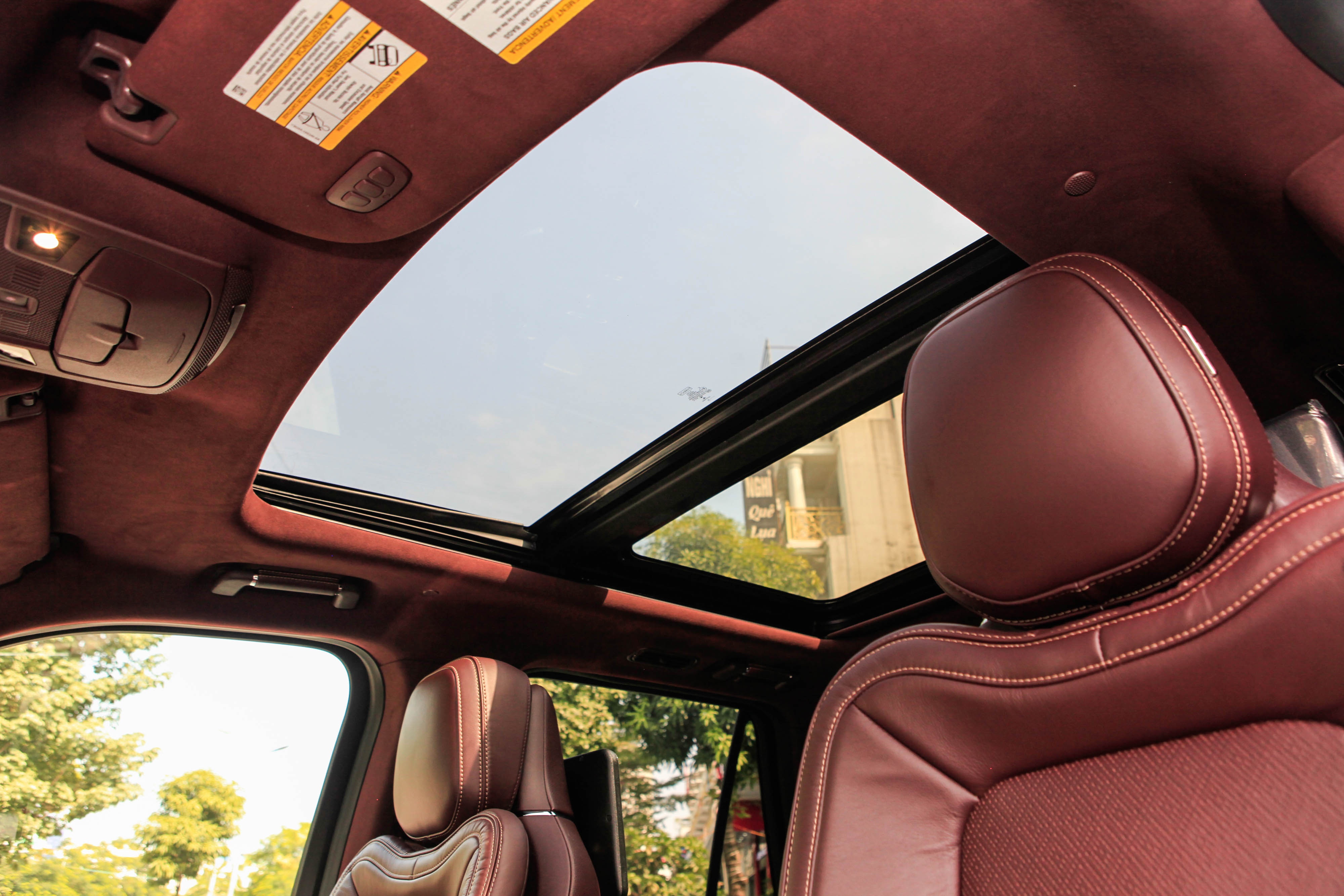 Chi tiết Lincoln Navigator L Black Label 2021 giá hơn 8 tỷ đồng ảnh 20 Chi tiet Lincoln Navigator L Black Label 2021 gia hon 8 ty dong anh 20