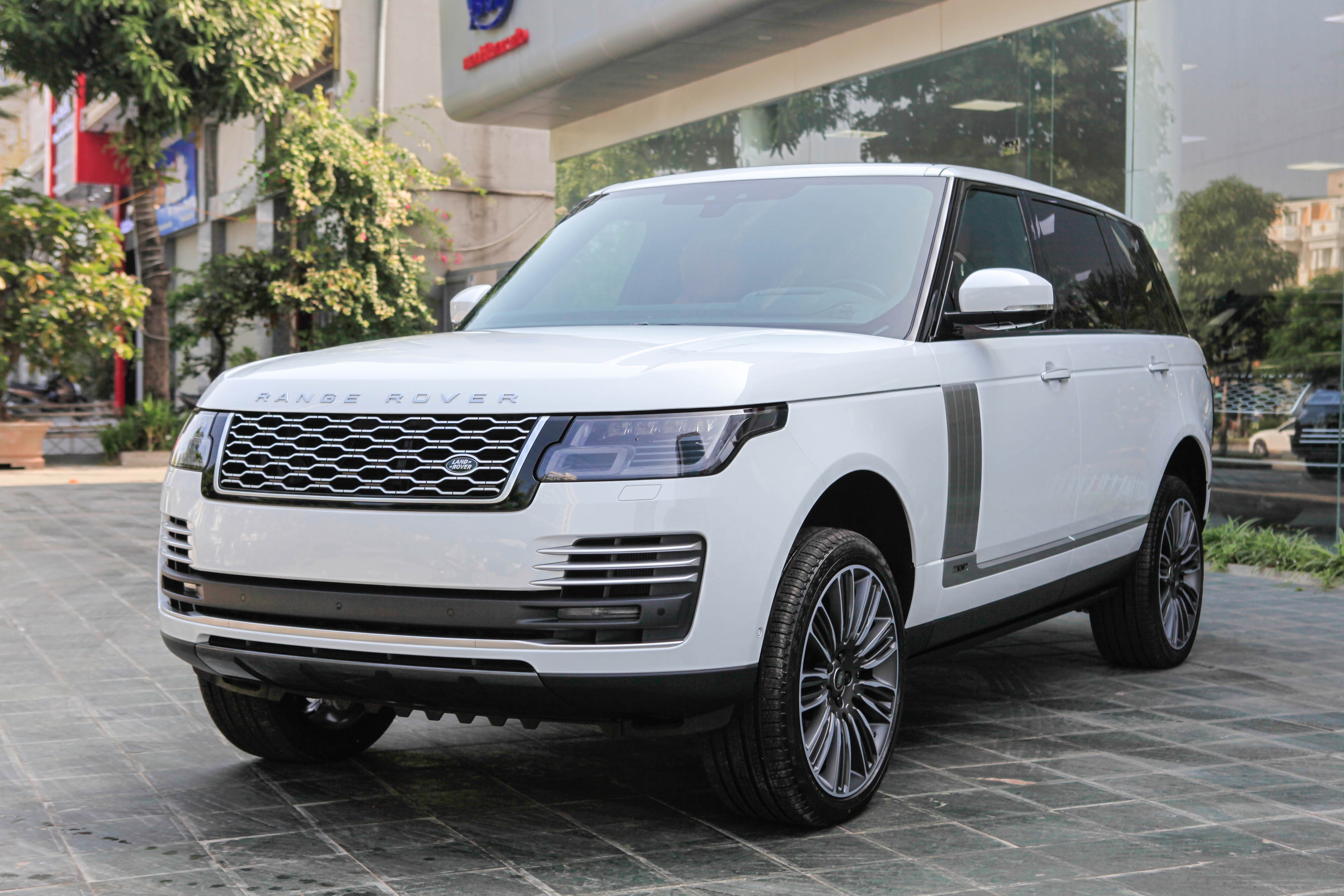 Chi tiết Range Rover Autobiography LWB 2020 ảnh 1 Chi tiet Range Rover Autobiography LWB 2020 anh 1