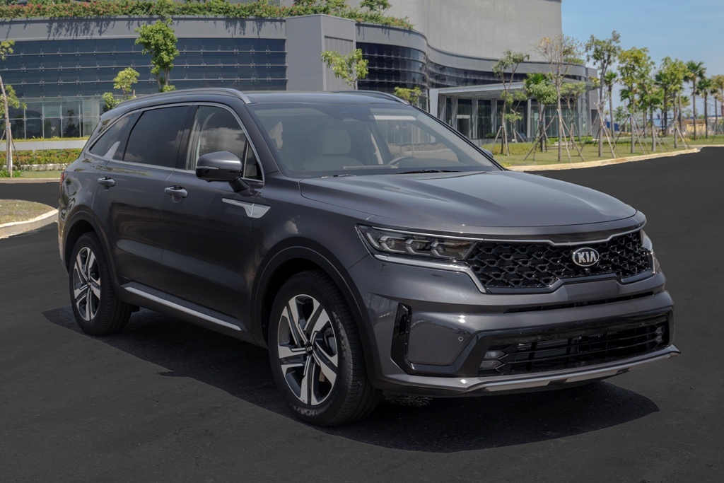 Chu xe phan anh tinh trang Kia Sorento 2021 bi chet may dot ngot hinh anh