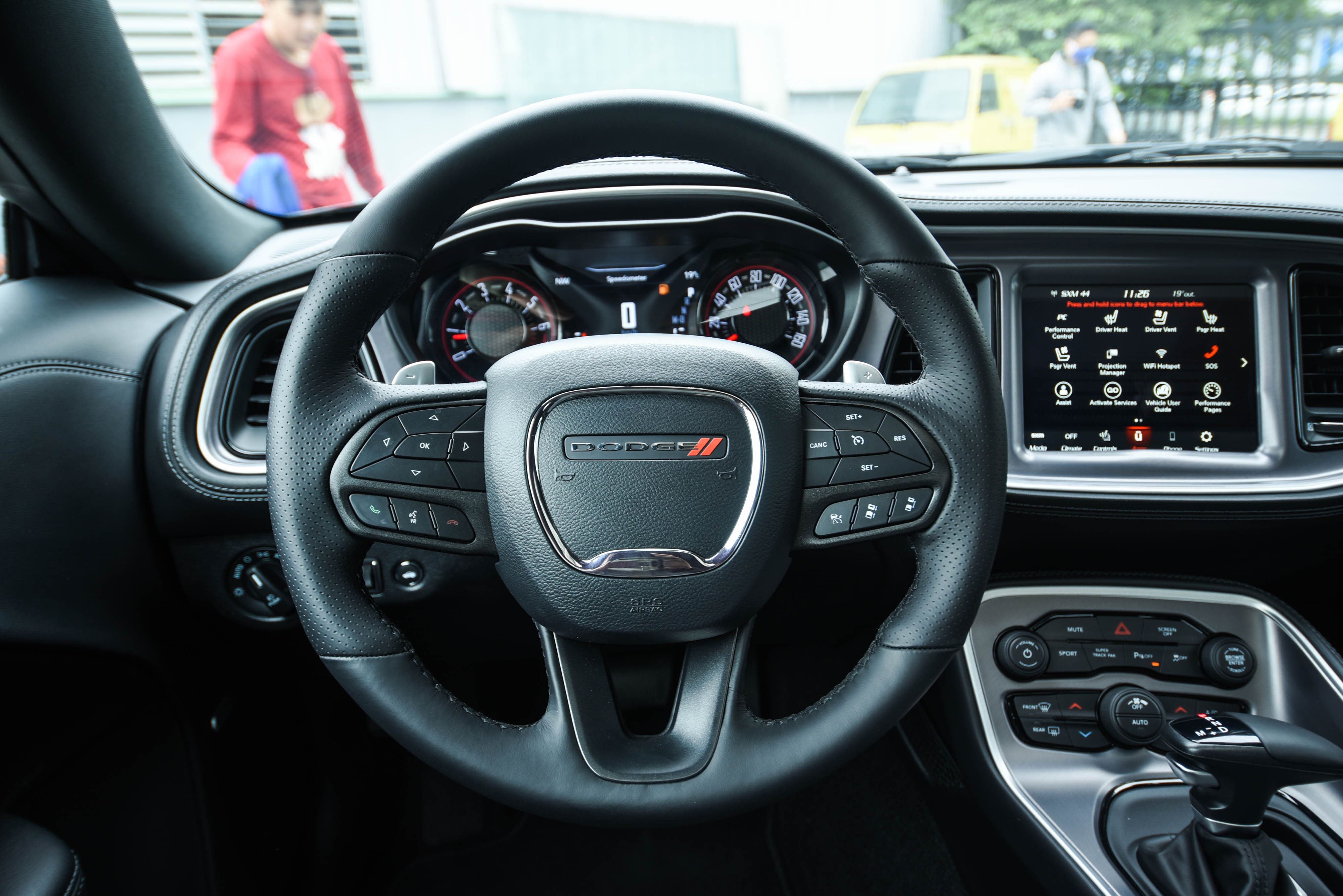 Chi tiết Dodge Challenger GT 2020 đầu tiên tại Việt Nam ảnh 15 Chi tiet Dodge Challenger GT 2020 dau tien tai Viet Nam anh 15