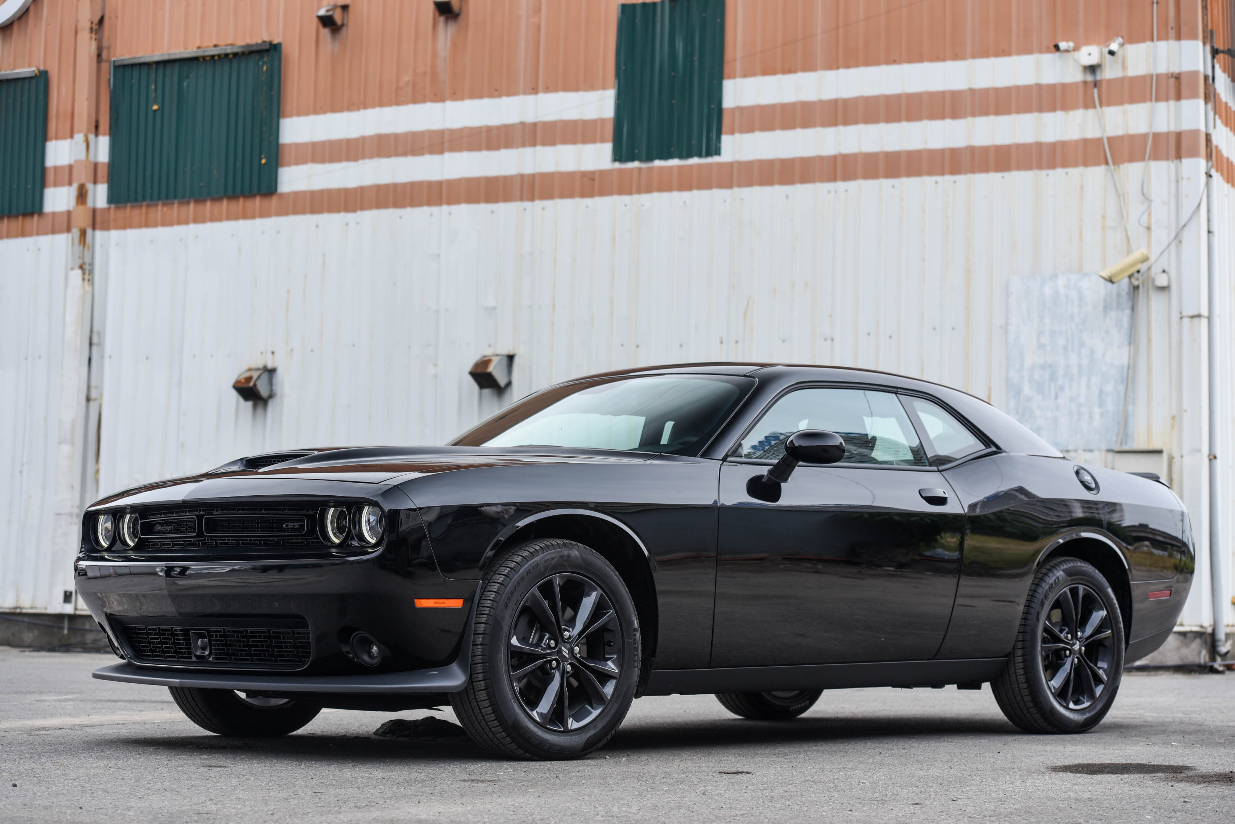 Chi tiet Dodge Challenger GT 2020 dau tien tai Viet Nam hinh anh