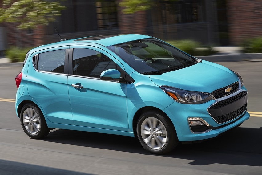 Chevrolet Spark 2021 duoc ra mat - oto re nhat tai My hinh anh