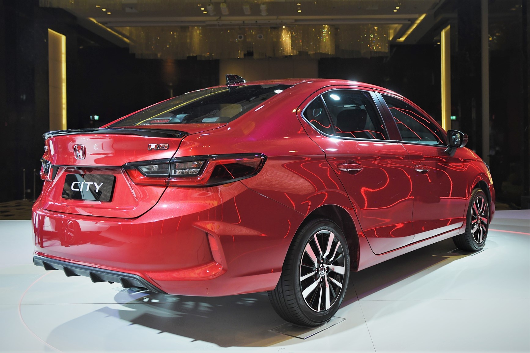 So sánh Honda City 2021 và Mazda2 2020 ảnh 5 So sanh Honda City 2021 va Mazda2 2020 anh 5