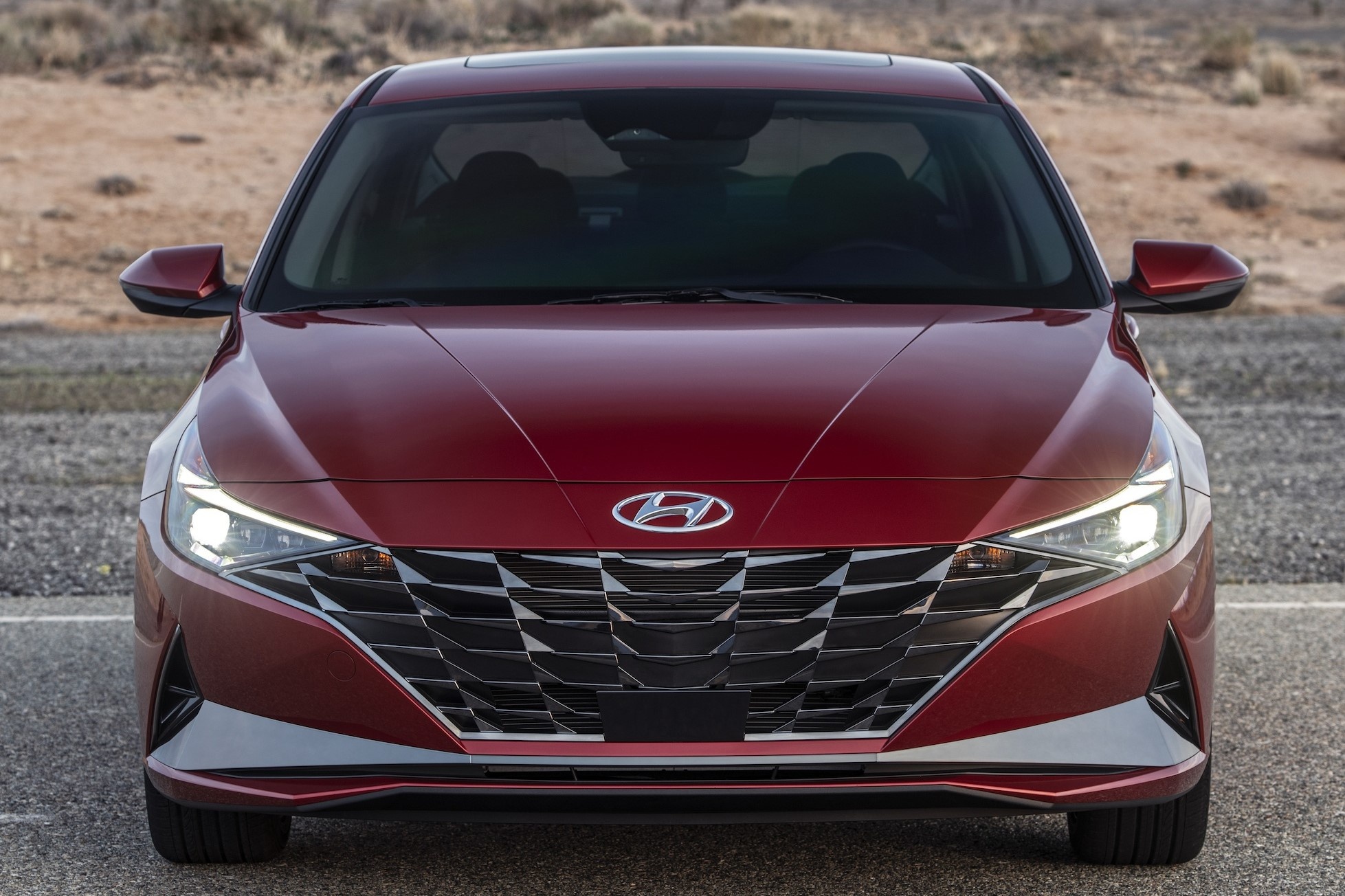 Hyundai Elantra 2021 gianh giai xe cua nam tai Bac My hinh anh