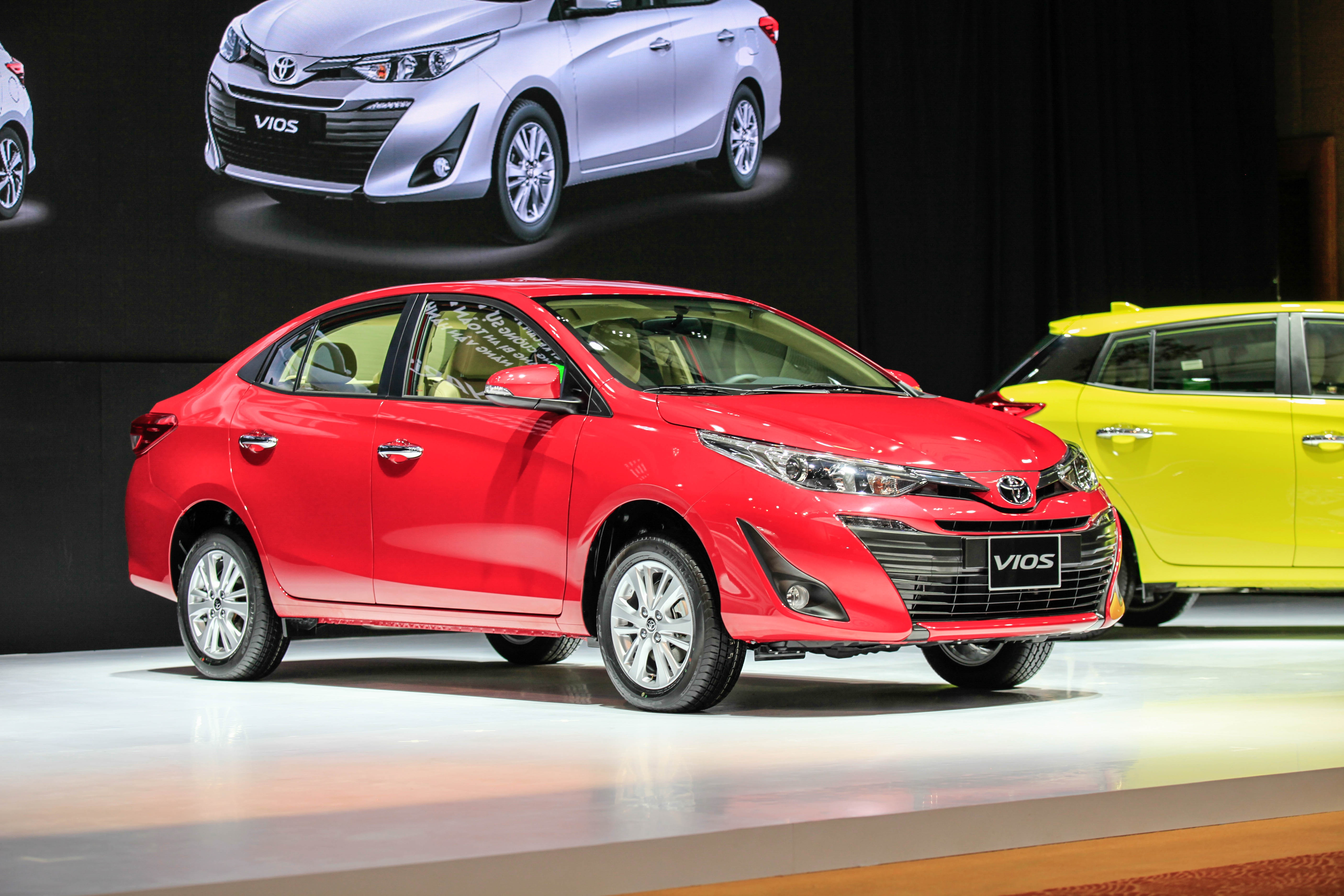 10 oto ban chay nhat Viet Nam nam 2020 hinh anh