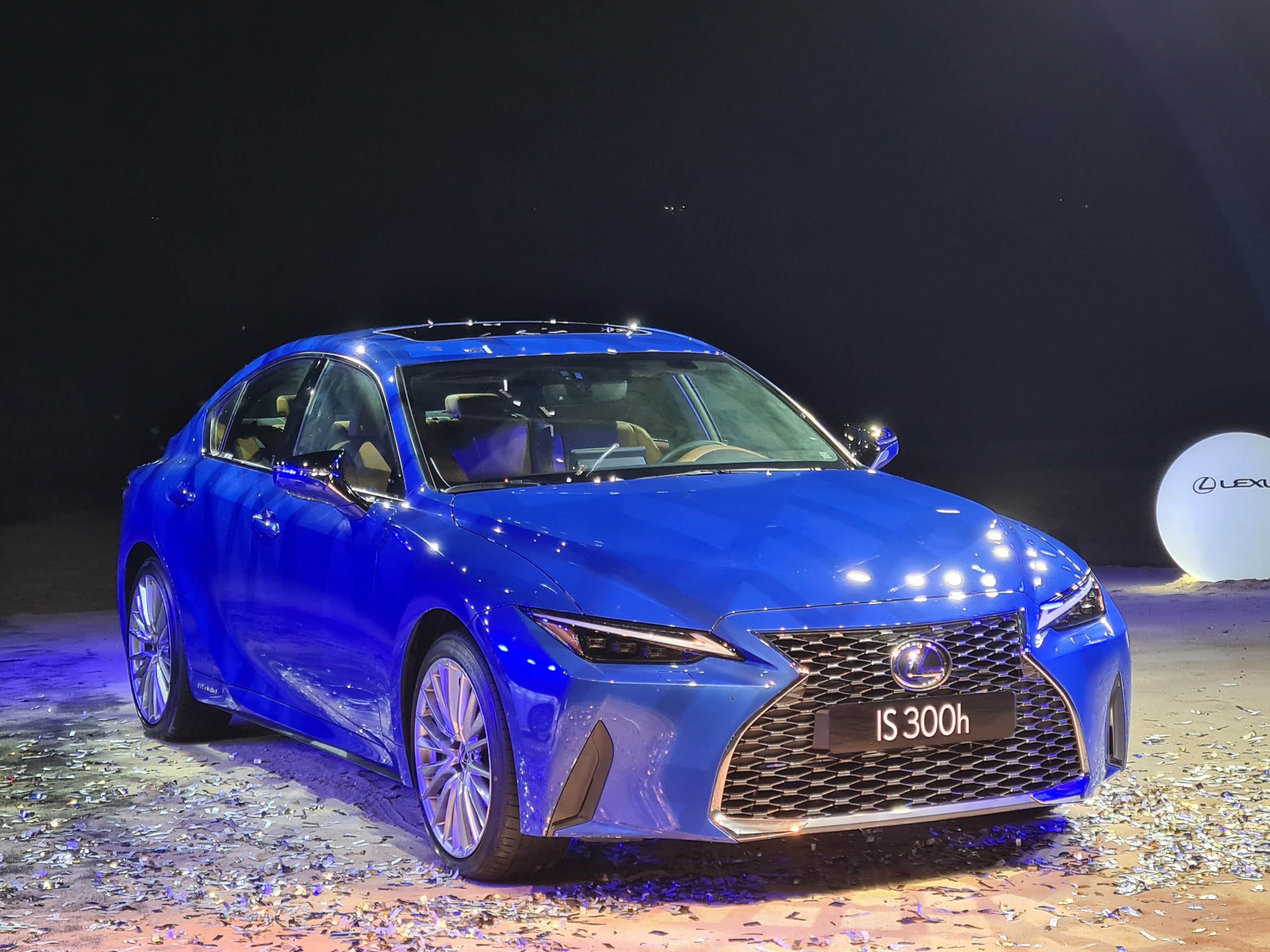 sedan hang sang 2-3 ty dong anh 7