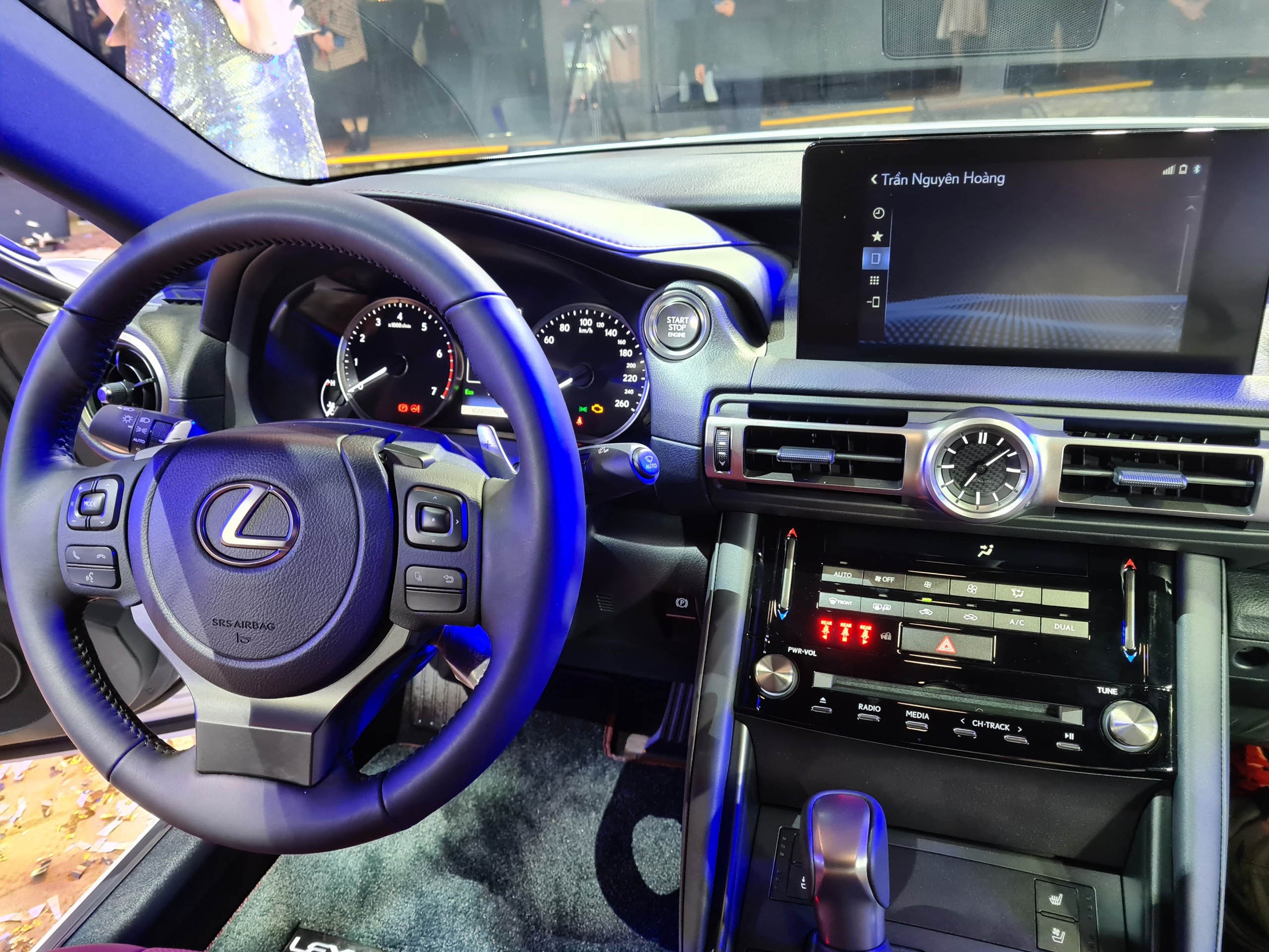 sedan hang sang 2-3 ty dong anh 9