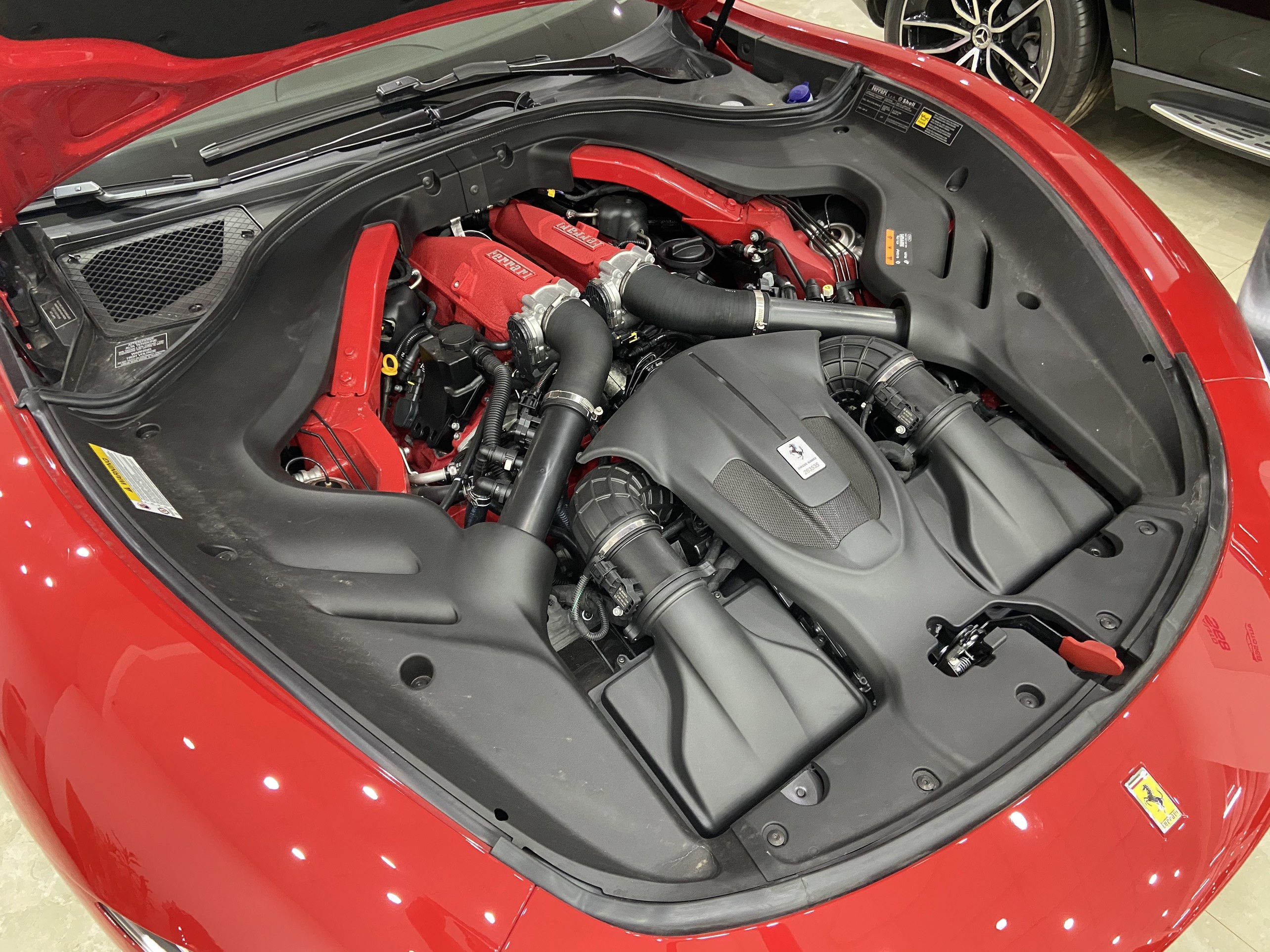 Chi tiết Ferrari Roma giá hơn 18 tỷ đồng tại Việt Nam ảnh 15 Chi tiet Ferrari Roma gia hon 18 ty dong tai Viet Nam anh 15