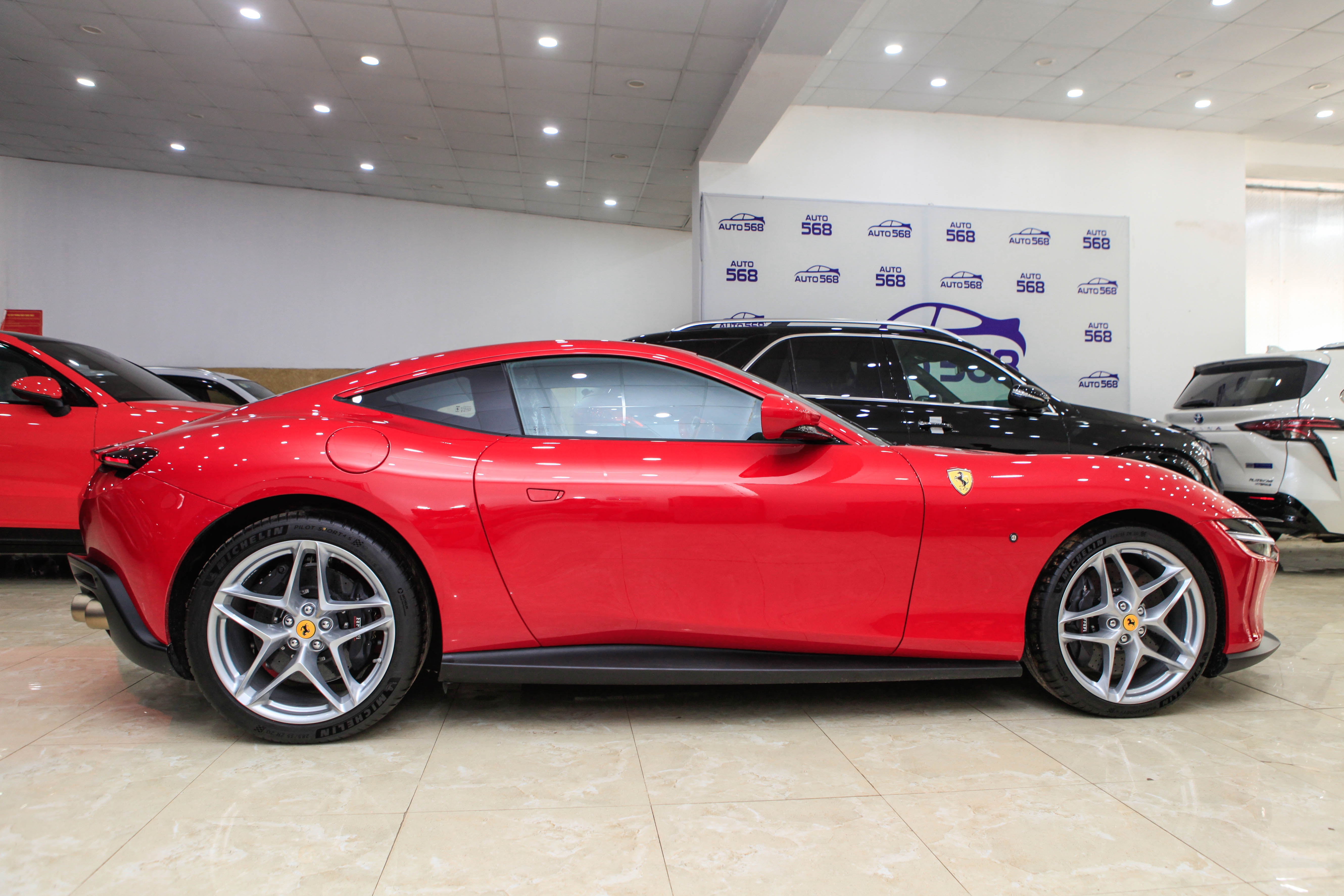 Chi tiết Ferrari Roma giá hơn 18 tỷ đồng tại Việt Nam ảnh 3 Chi tiet Ferrari Roma gia hon 18 ty dong tai Viet Nam anh 3