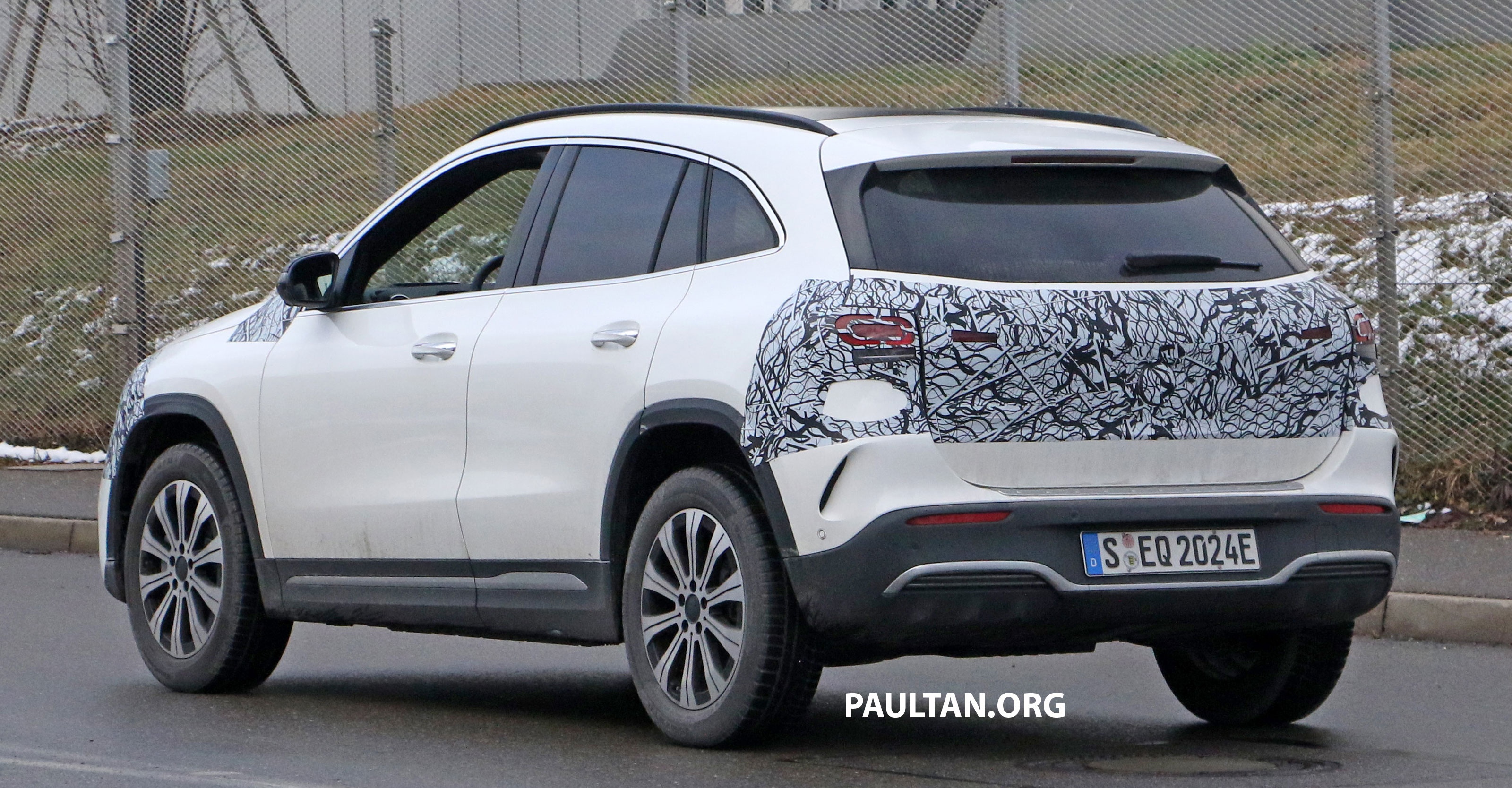 Xe điện Mercedes-Benz EQA sẽ được ra mắt với động cơ mạnh 188 mã lực ảnh 3 Xe dien Mercedes-Benz EQA se duoc ra mat voi dong co manh 188 ma luc anh 3