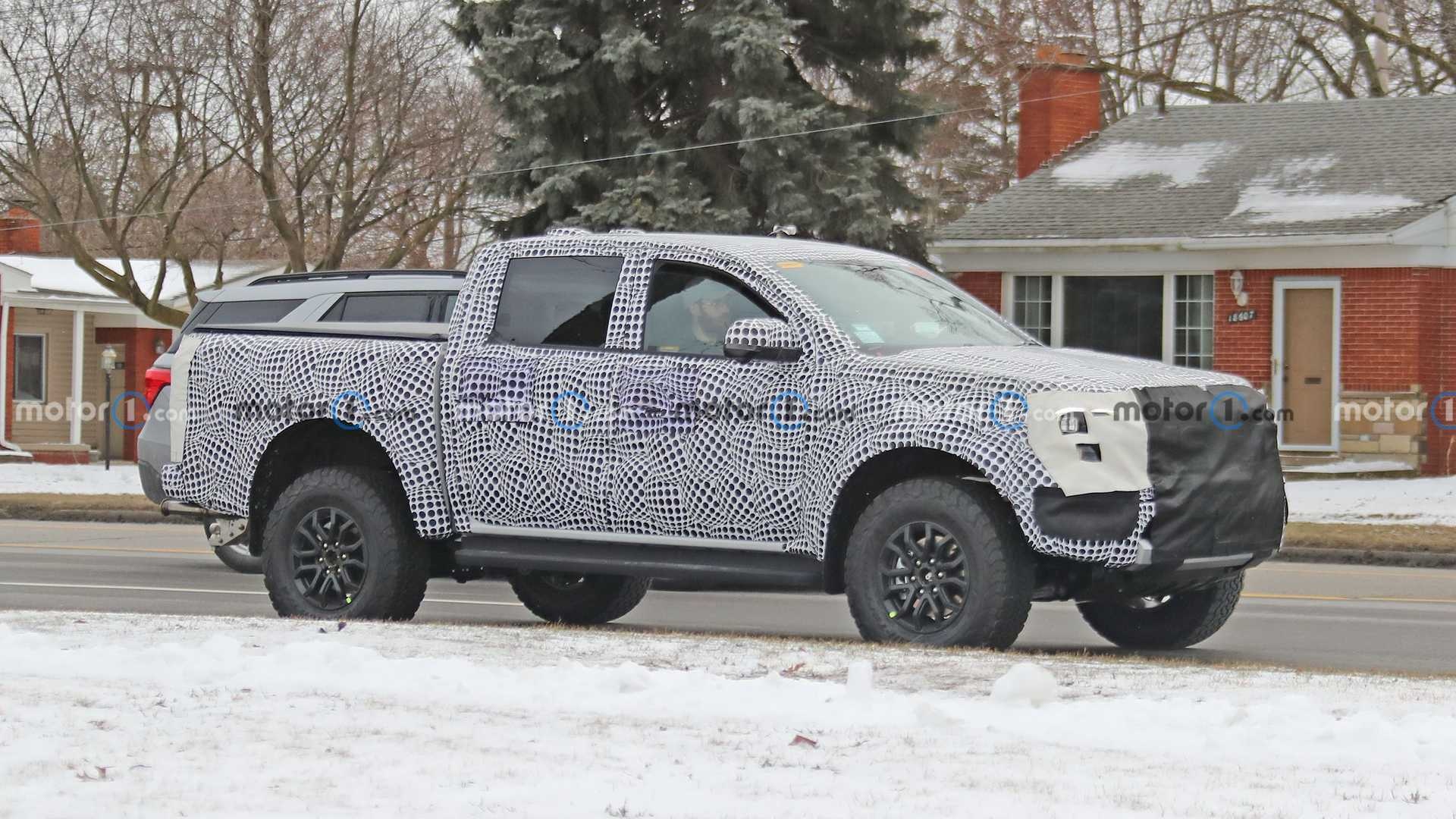 Ford Ranger Raptor thế hệ mới lần đầu bị lộ ảnh chạy thử ảnh 8 Ford Ranger Raptor the he moi lan dau bi lo anh chay thu anh 8