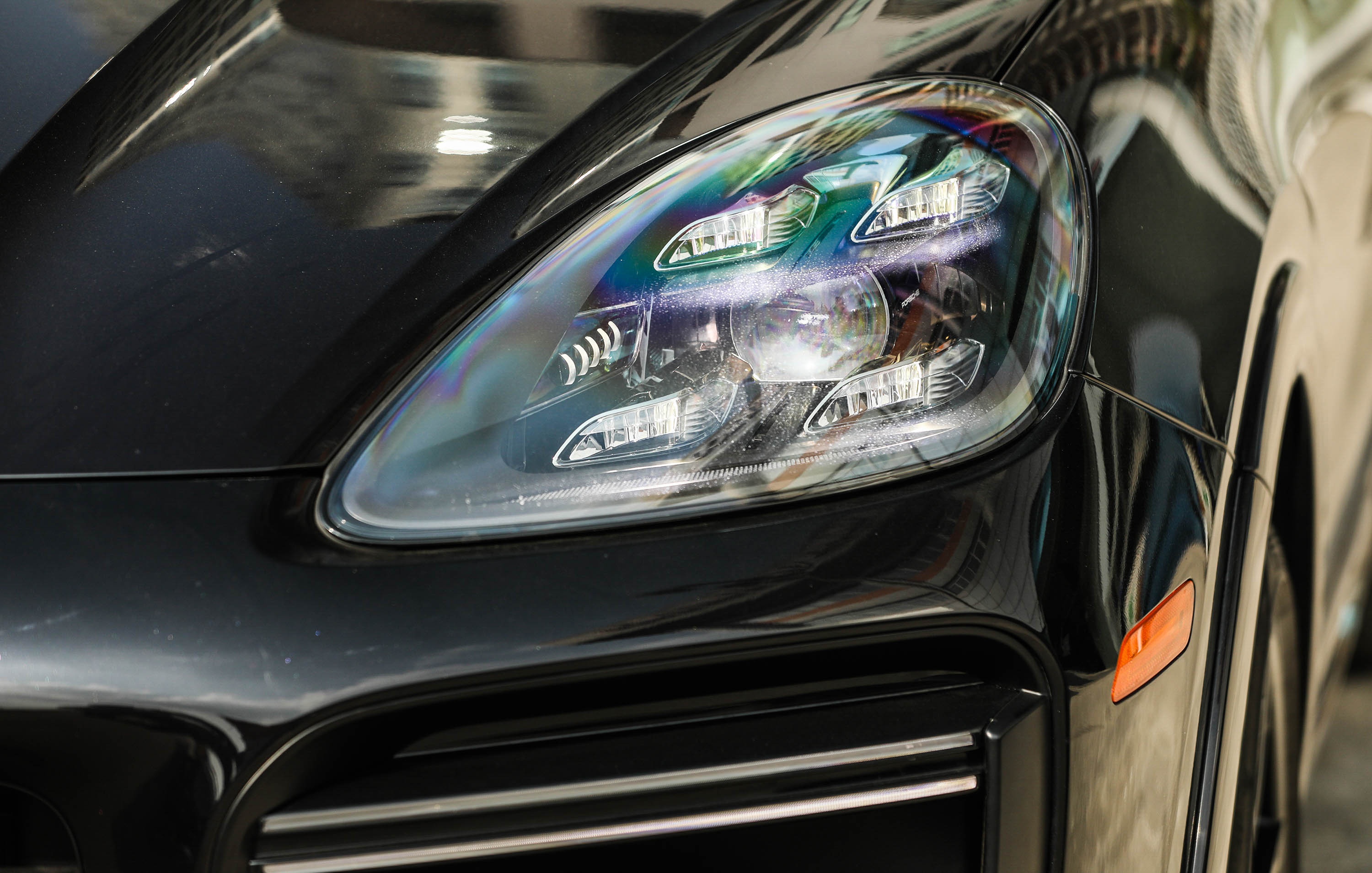 Chi tiết Porsche Cayenne Turbo 2020 giá hơn 10 tỷ đồng tại Việt Nam ảnh 7 Chi tiet Porsche Cayenne Turbo 2020 gia hon 10 ty dong tai Viet Nam anh 7