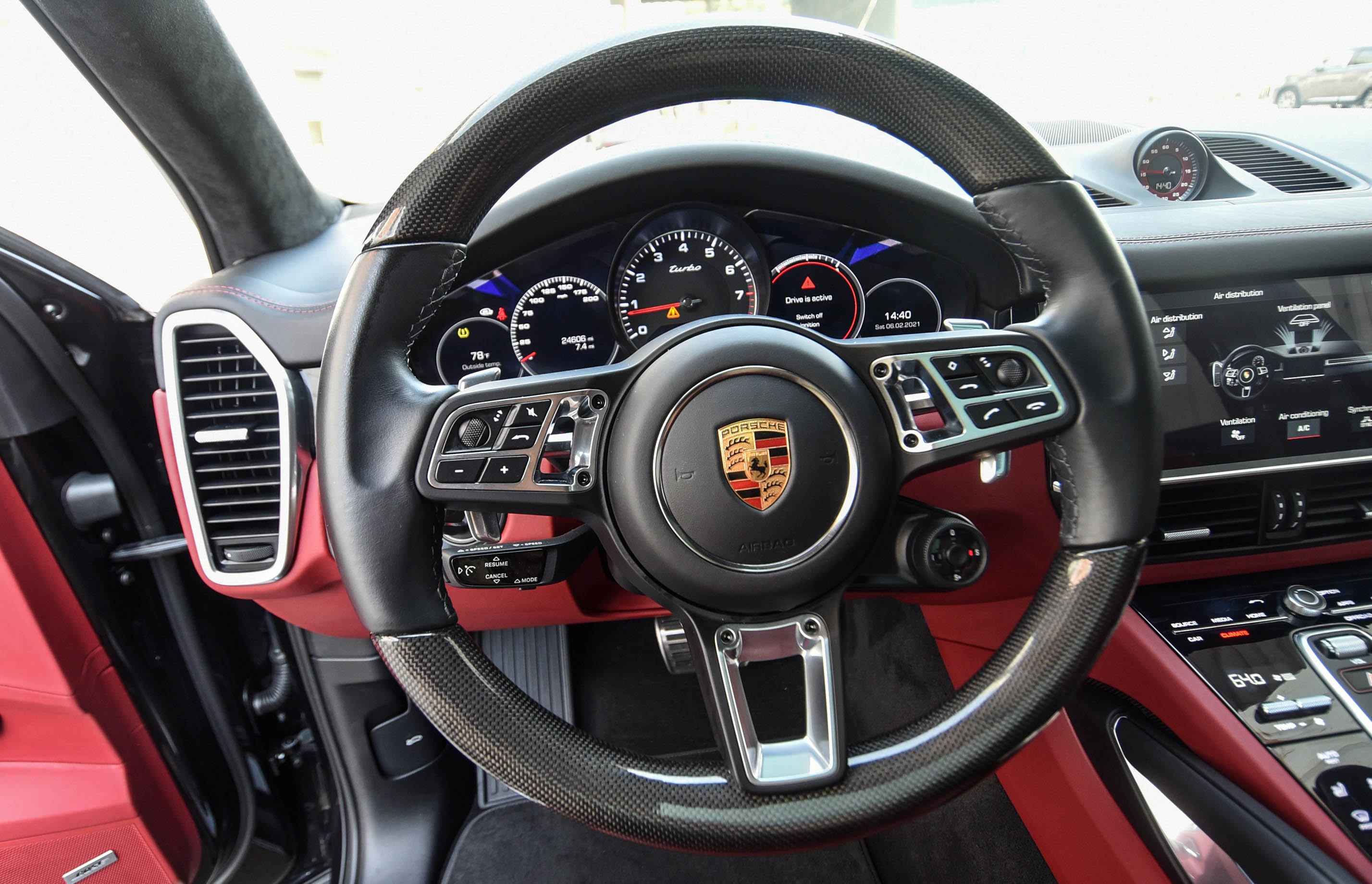 Chi tiết Porsche Cayenne Turbo 2020 giá hơn 10 tỷ đồng tại Việt Nam ảnh 12 Chi tiet Porsche Cayenne Turbo 2020 gia hon 10 ty dong tai Viet Nam anh 12