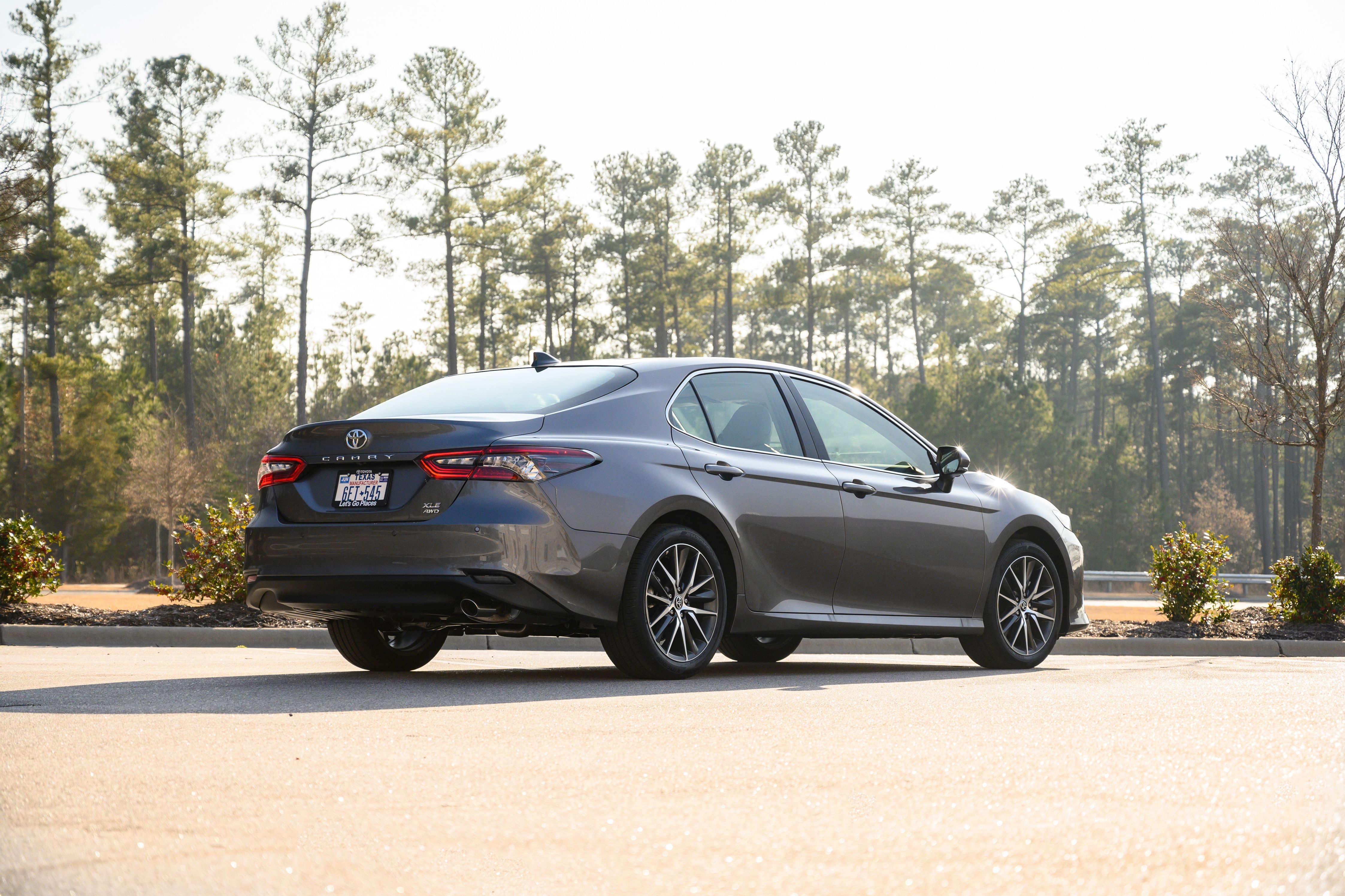 Danh gia Toyota Camry 2021 anh 4