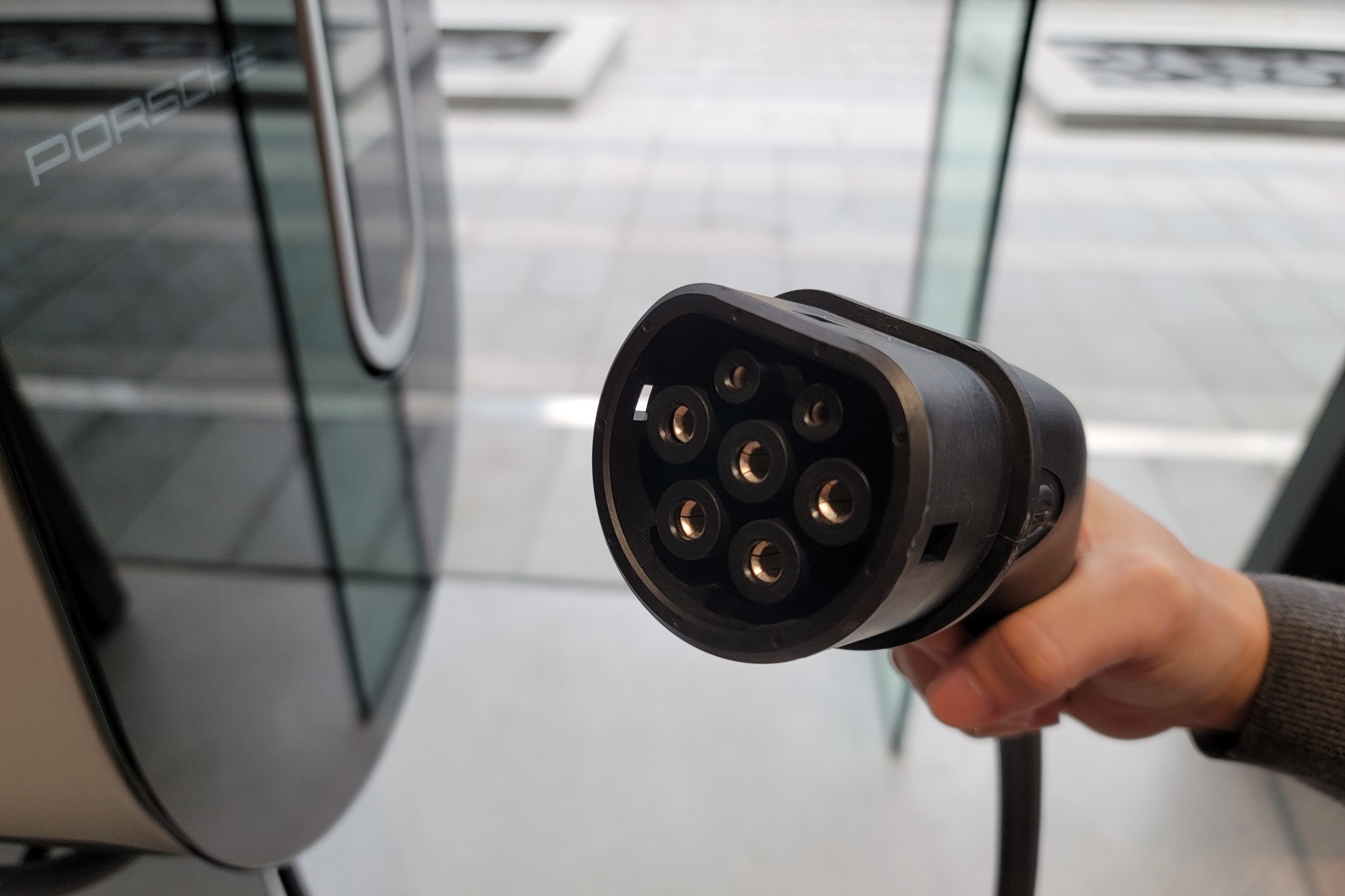 Cac chuan sac cua oto dien anh 2