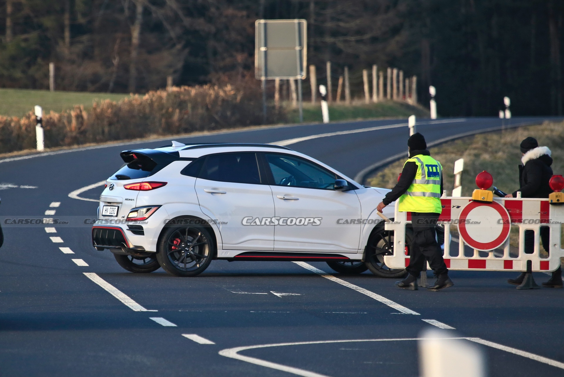 Phien ban hieu nang cao cua Hyundai Kona 2021 lo dien anh 3